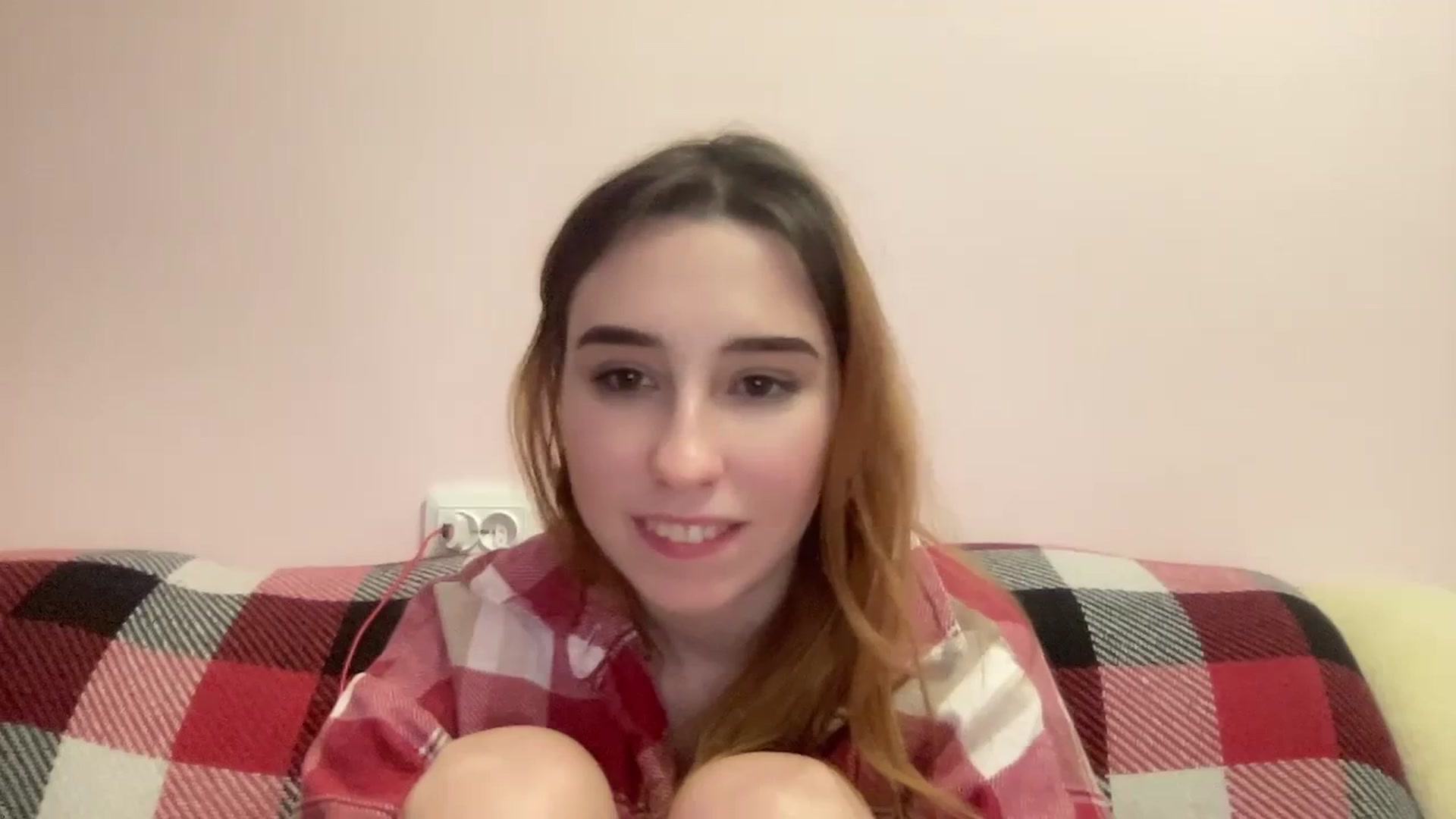 Gallery image thumbnail from Just_I's myfreecams stream on, 01/07/2024, 23:05 image 18 of 20