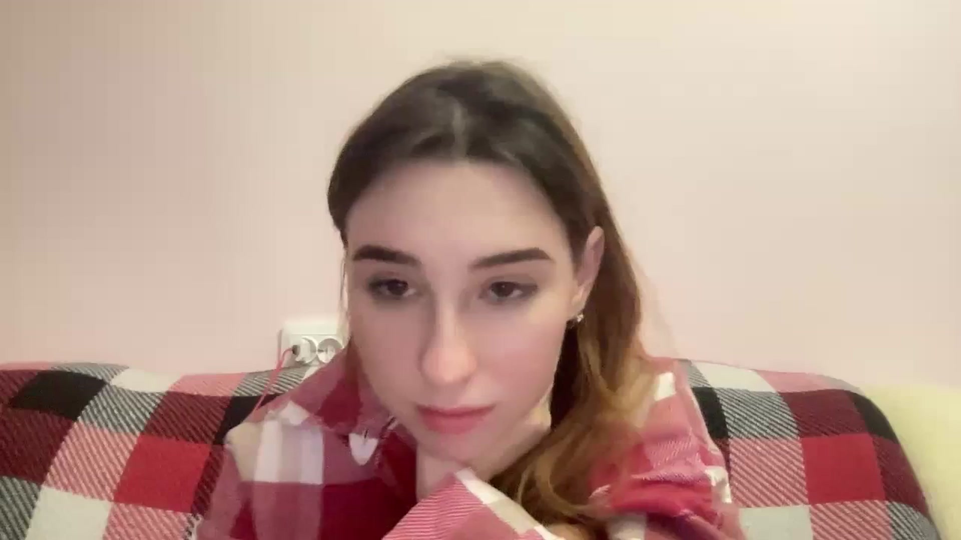 Gallery image thumbnail from Just_I's myfreecams stream on, 01/07/2024, 23:05 image 4 of 20