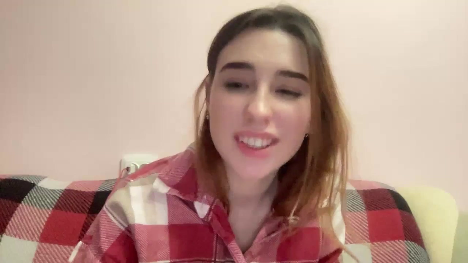 Gallery image thumbnail from Just_I's myfreecams stream on, 01/07/2024, 23:05 image 2 of 20