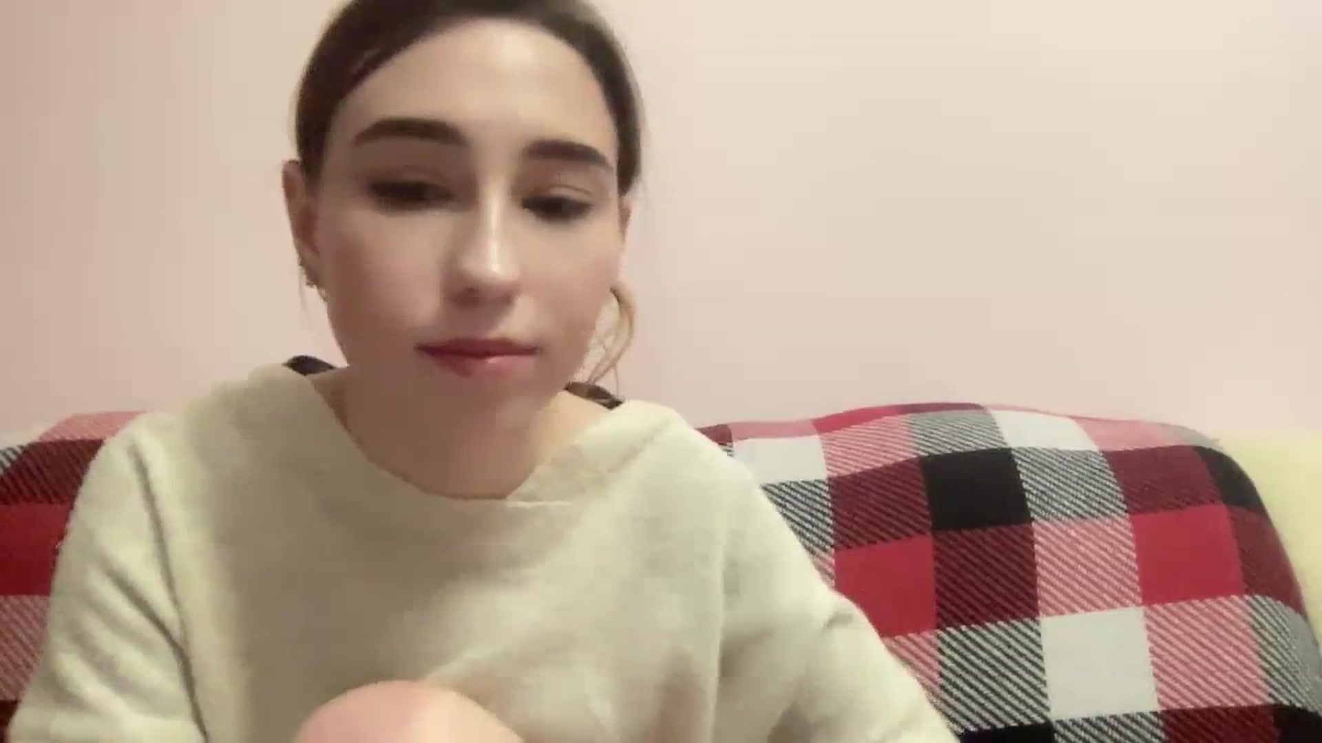 Gallery image thumbnail from Just_I's myfreecams stream on, 01/11/2024, 18:48 image 18 of 20