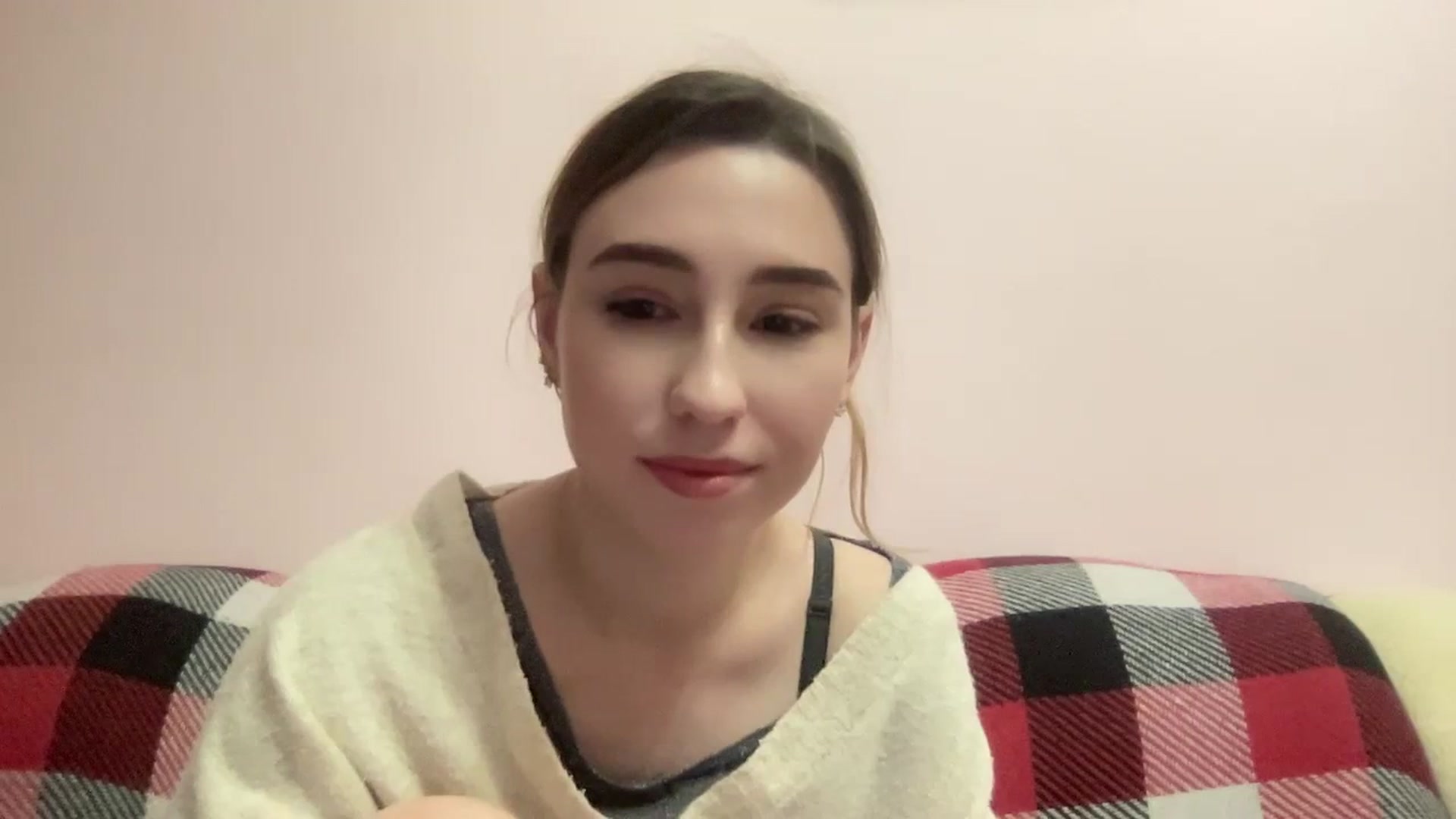 Gallery image thumbnail from Just_I's myfreecams stream on, 01/11/2024, 18:48 image 9 of 20