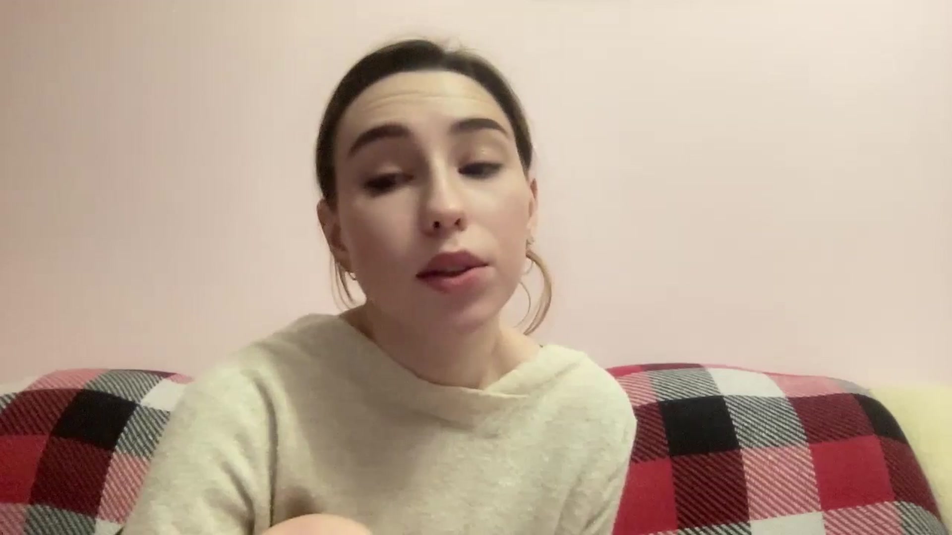 Gallery image thumbnail from Just_I's myfreecams stream on, 01/11/2024, 18:48 image 13 of 20