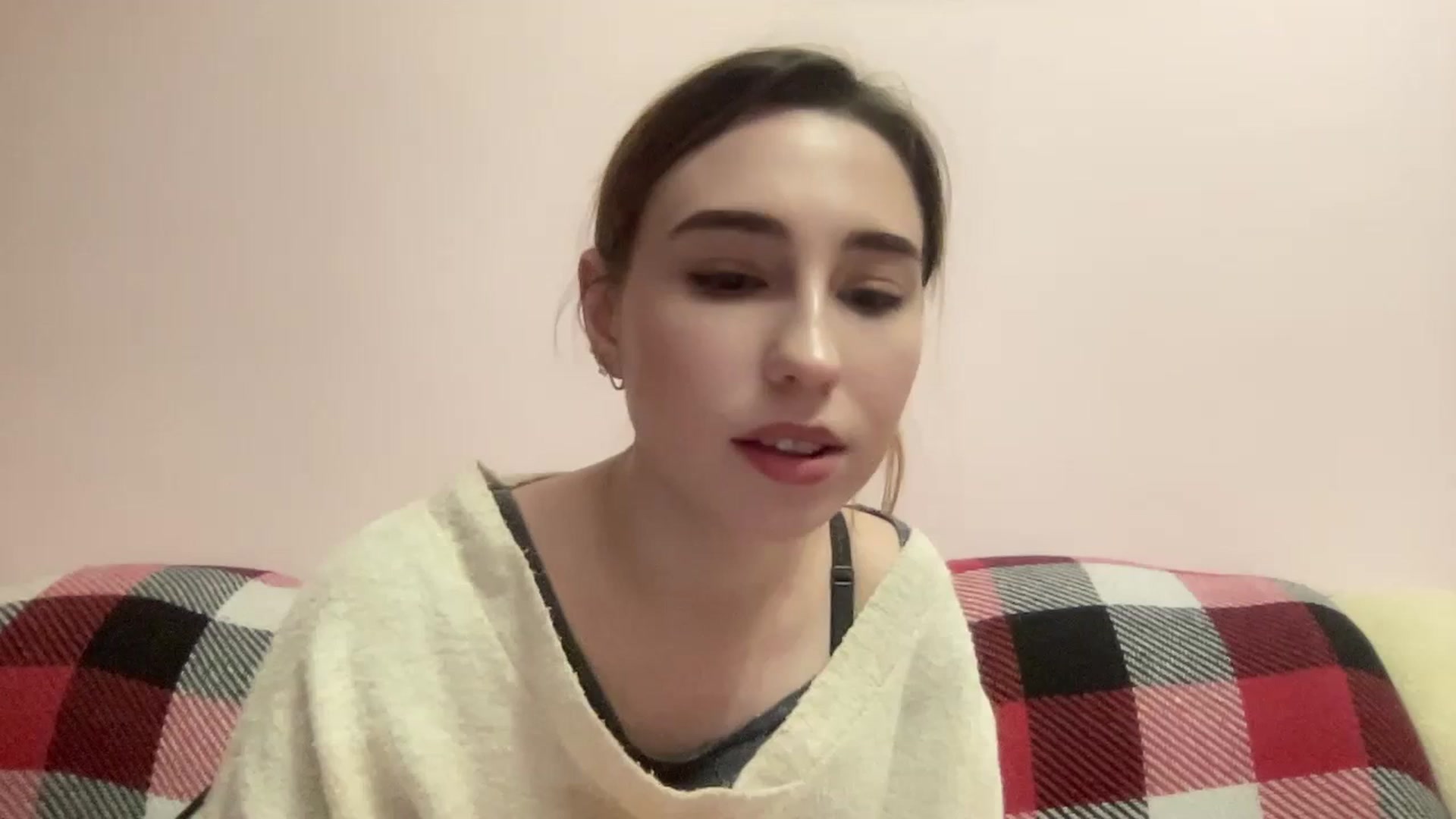 Gallery image thumbnail from Just_I's myfreecams stream on, 01/11/2024, 18:48 image 5 of 20