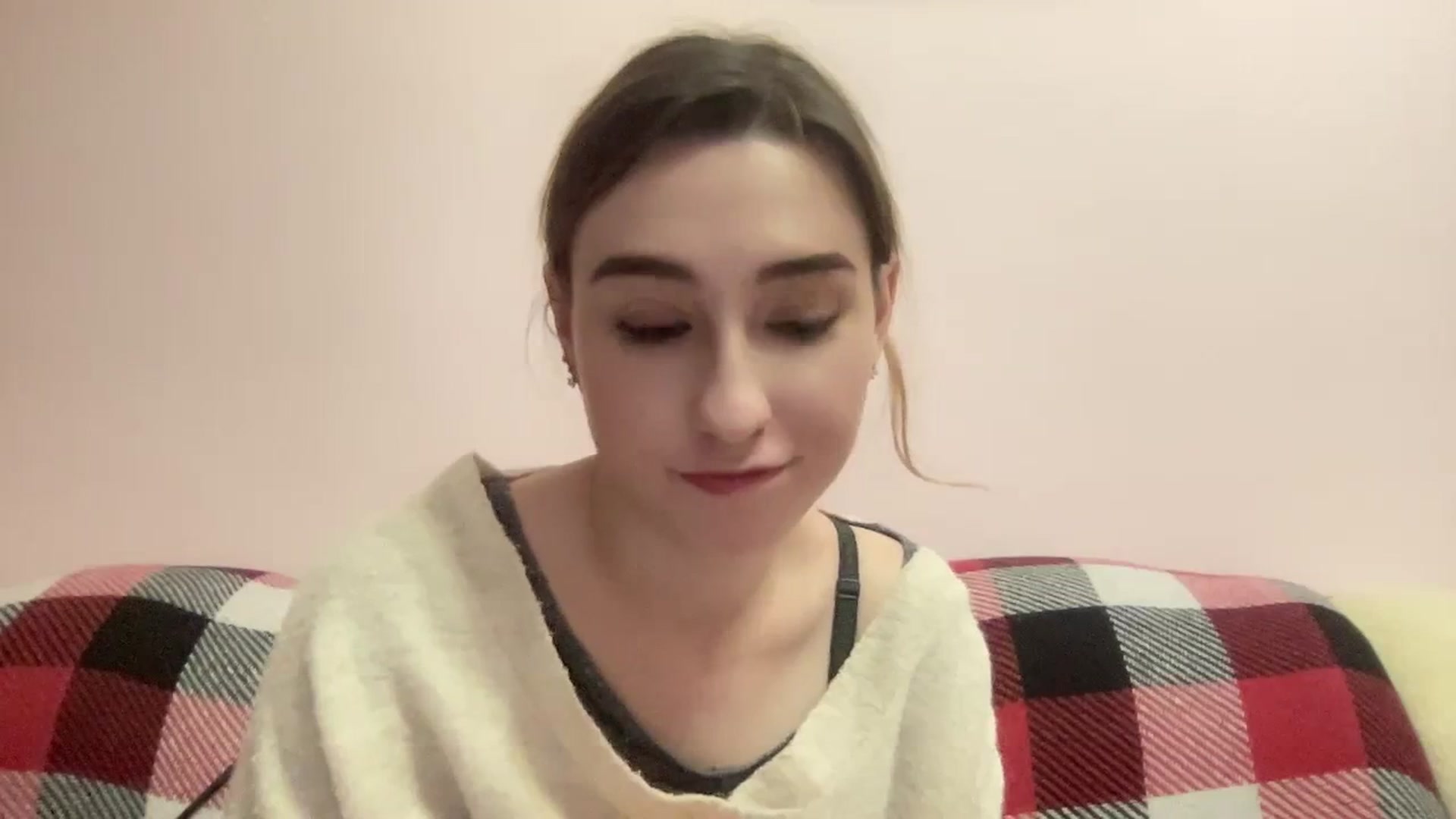 Gallery image thumbnail from Just_I's myfreecams stream on, 01/11/2024, 18:48 image 4 of 20