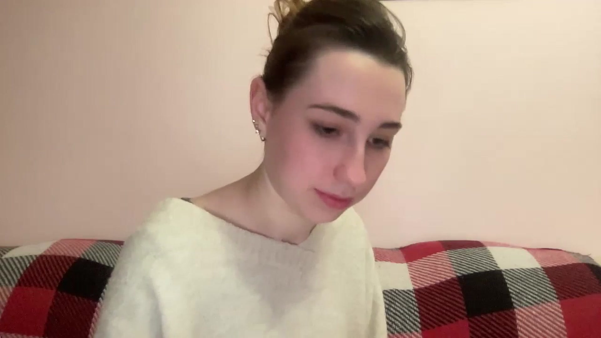 Gallery image thumbnail from Just_I's myfreecams stream on, 01/14/2024, 21:51 image 17 of 20