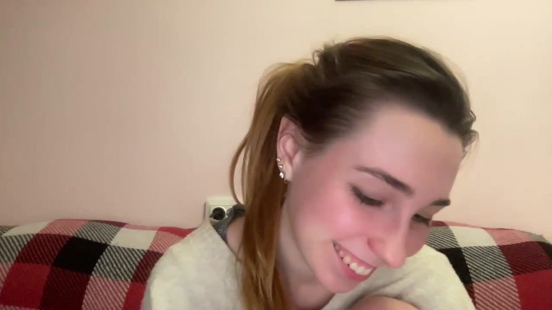 Gallery image thumbnail from Just_I's myfreecams stream on, 01/14/2024, 21:51 image 9 of 20