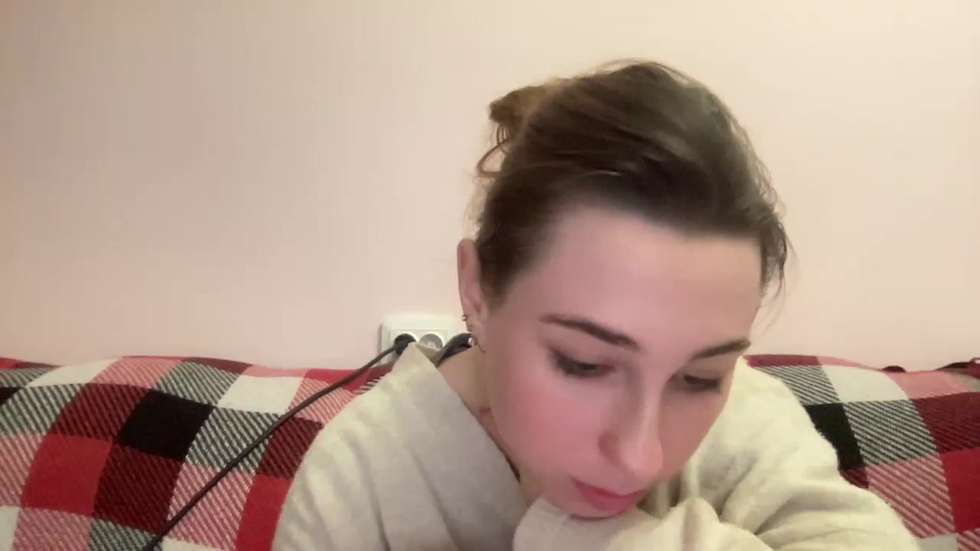 Gallery image thumbnail from Just_I's myfreecams stream on, 01/14/2024, 23:32 image 7 of 20