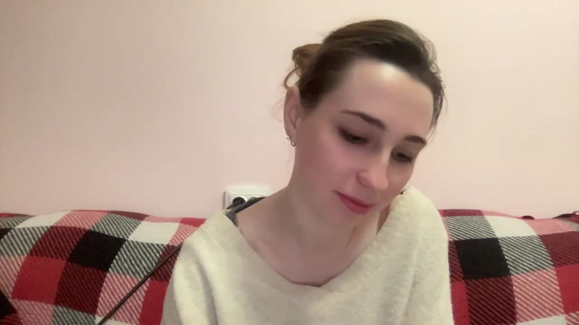 Gallery image thumbnail from Just_I's myfreecams stream on, 01/14/2024, 23:32 image 17 of 20