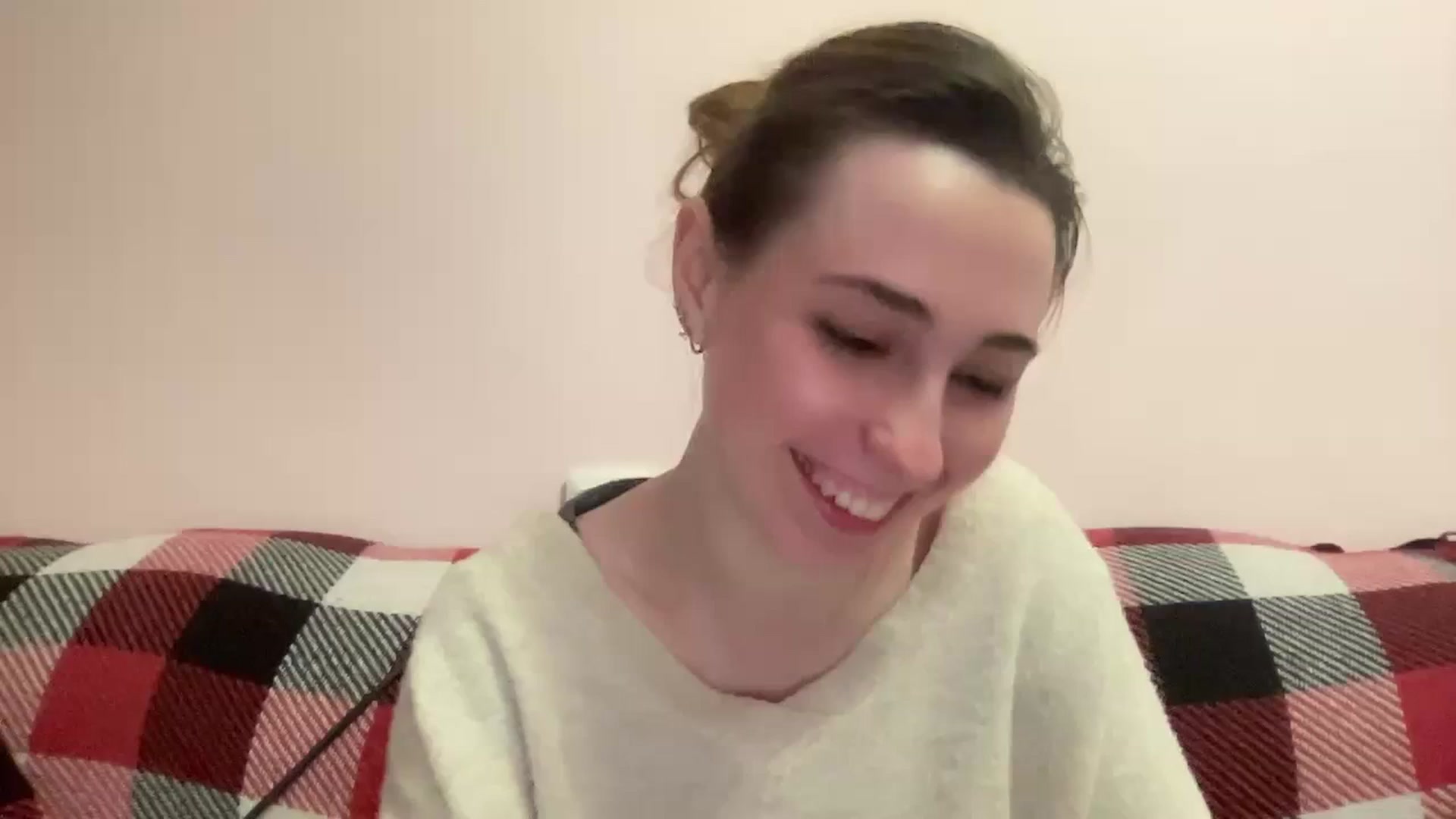 Gallery image thumbnail from Just_I's myfreecams stream on, 01/14/2024, 23:32 image 19 of 20