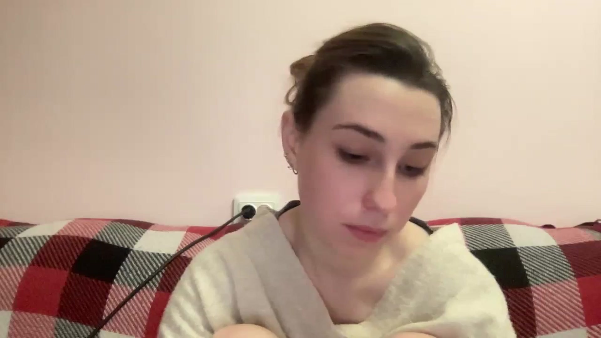 Gallery image thumbnail from Just_I's myfreecams stream on, 01/14/2024, 23:32 image 12 of 20