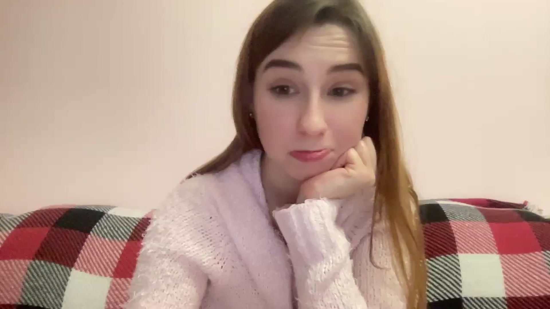 Gallery image thumbnail from Just_I's myfreecams stream on, 01/18/2024, 19:31 image 15 of 20