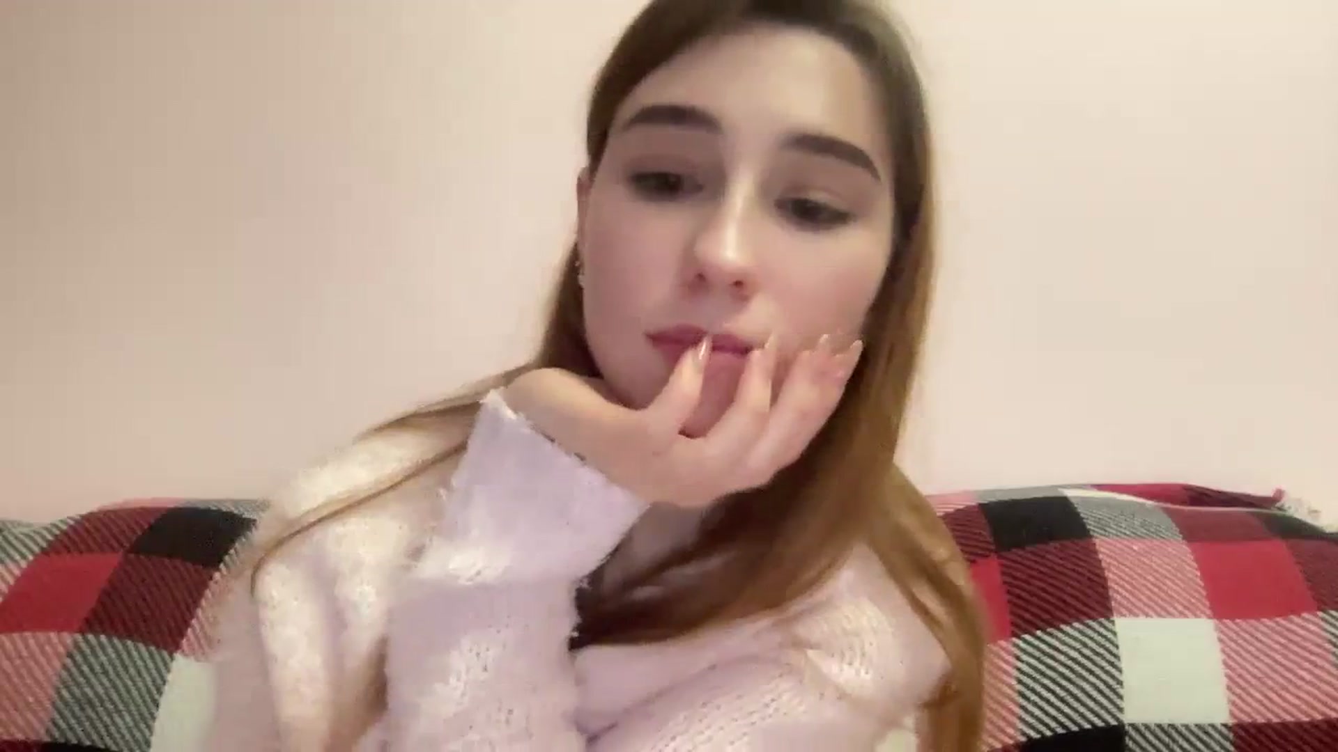 Gallery image thumbnail from Just_I's myfreecams stream on, 01/18/2024, 19:31 image 8 of 20