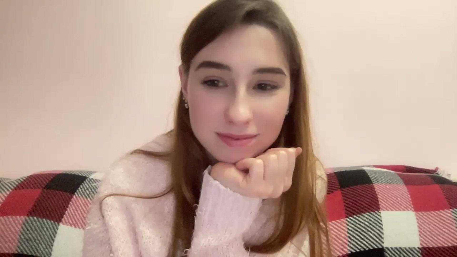 Gallery image thumbnail from Just_I's myfreecams stream on, 01/18/2024, 19:31 image 12 of 20