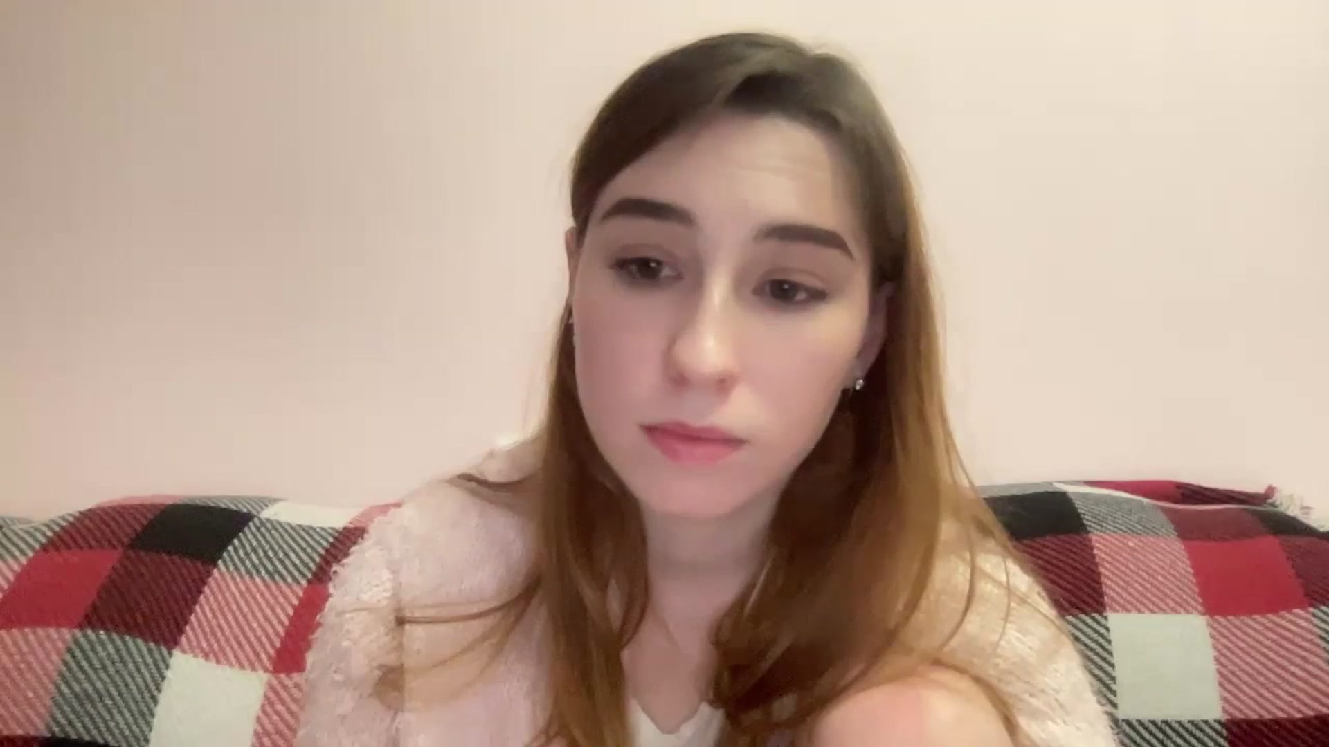 Gallery image thumbnail from Just_I's myfreecams stream on, 01/18/2024, 19:31 image 6 of 20