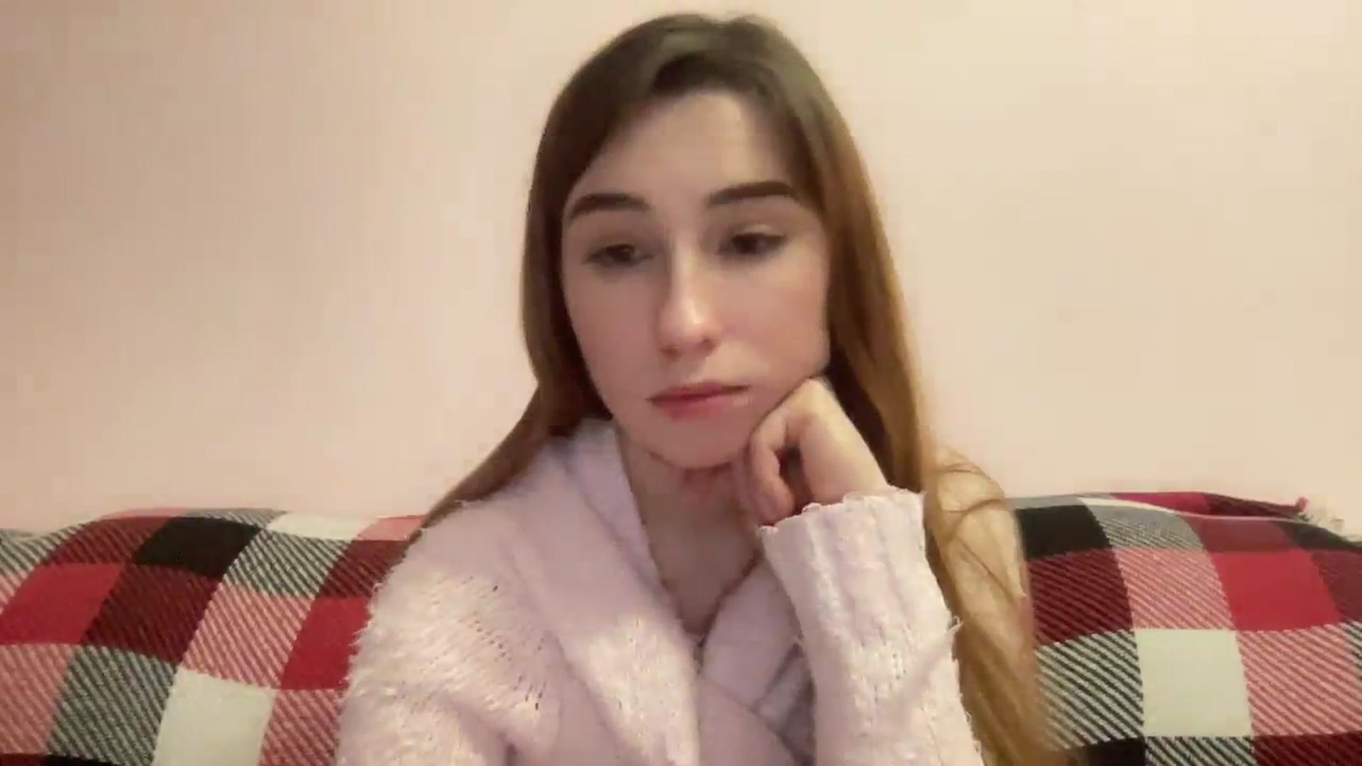 Gallery image thumbnail from Just_I's myfreecams stream on, 01/18/2024, 19:31 image 18 of 20