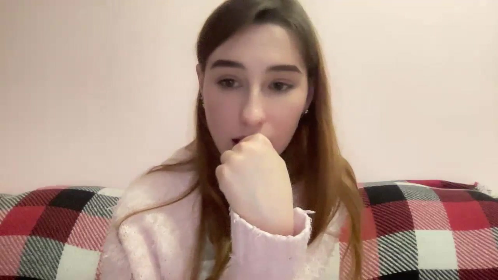 Gallery image thumbnail from Just_I's myfreecams stream on, 01/18/2024, 19:31 image 10 of 20