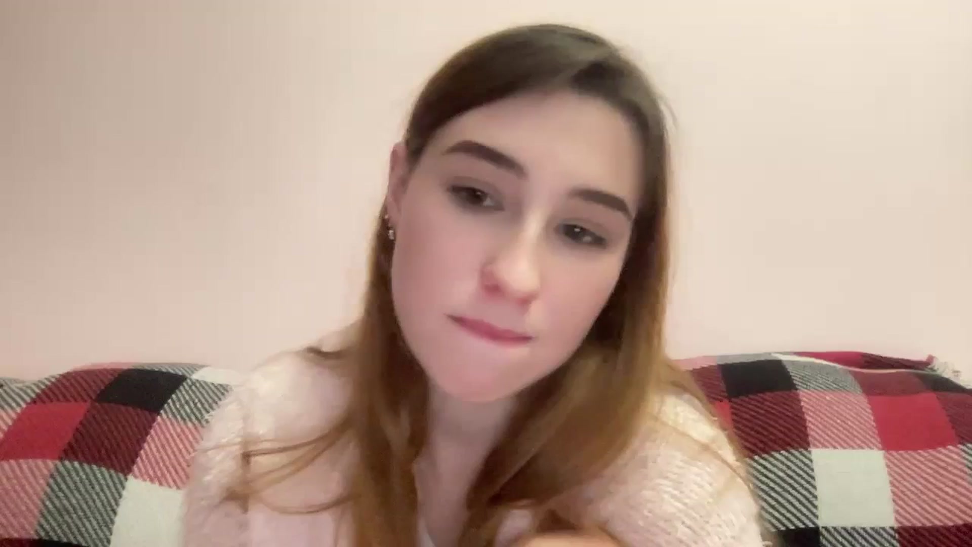 Gallery image thumbnail from Just_I's myfreecams stream on, 01/18/2024, 19:31 image 1 of 20