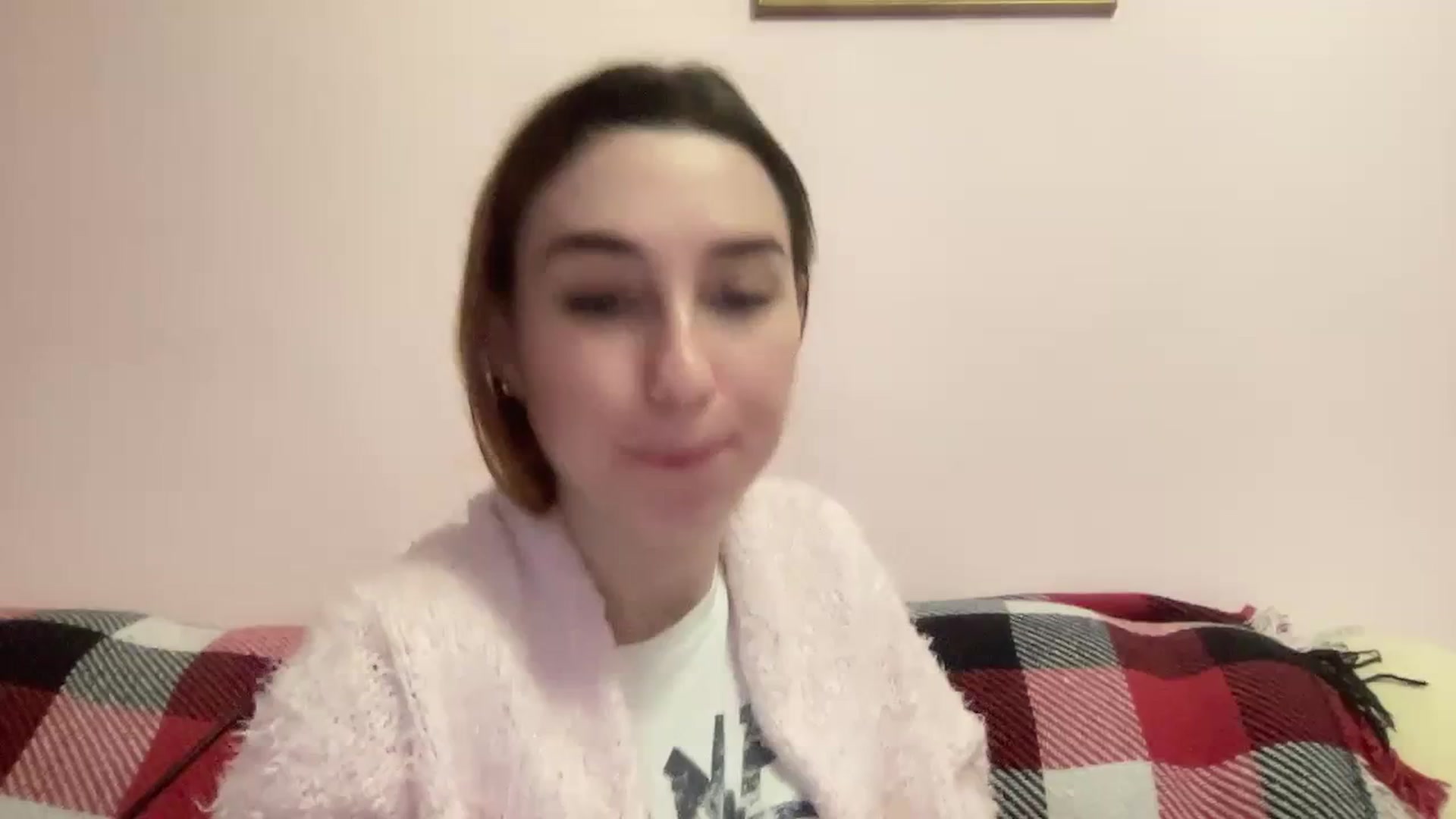 Gallery image thumbnail from Just_I's myfreecams stream on, 01/19/2024, 22:08 image 10 of 20