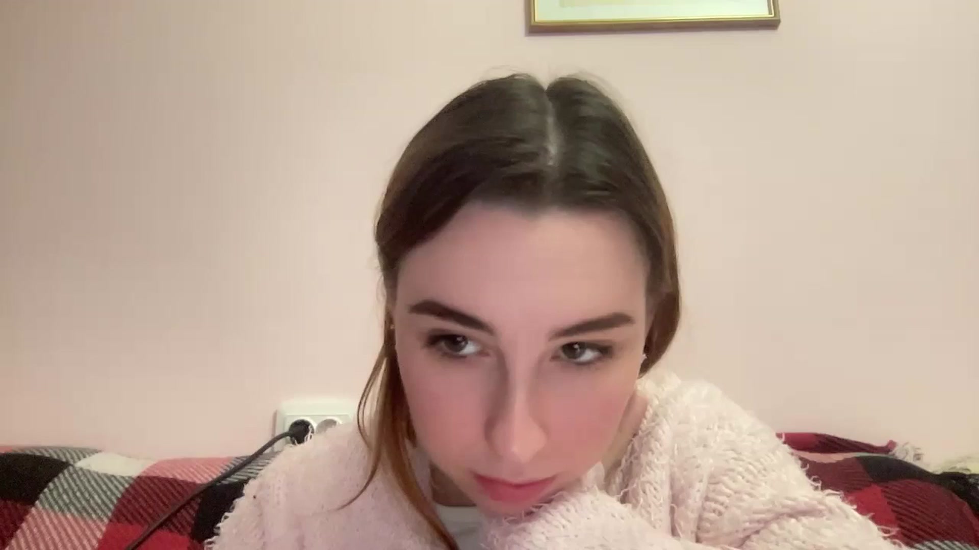 Gallery image thumbnail from Just_I's myfreecams stream on, 01/19/2024, 22:08 image 19 of 20