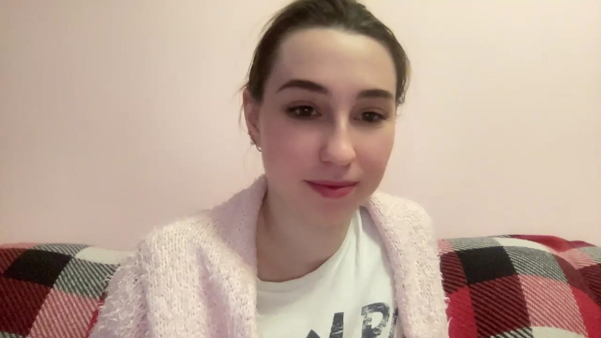 Gallery image thumbnail from Just_I's myfreecams stream on, 01/20/2024, 06:07 image 19 of 20