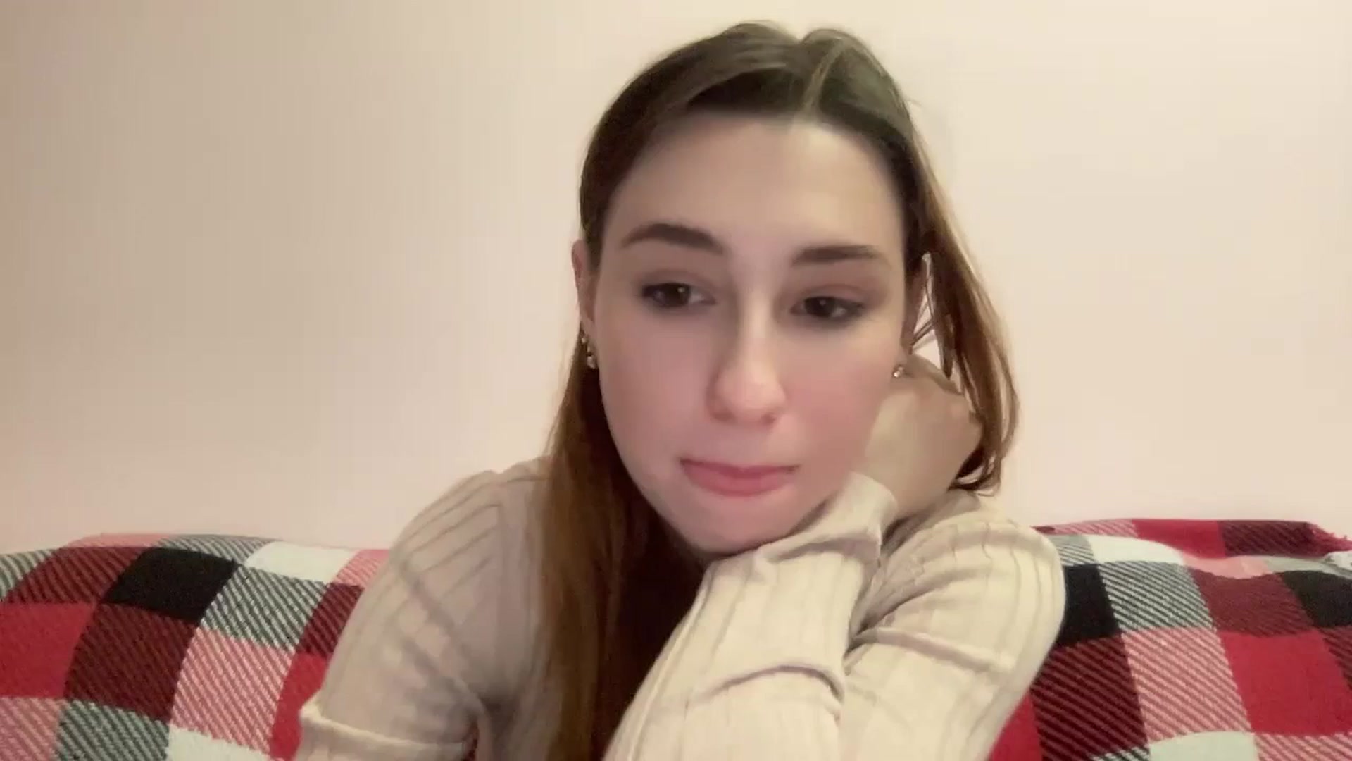 Gallery image thumbnail from Just_I's myfreecams stream on, 01/21/2024, 23:20 image 14 of 20