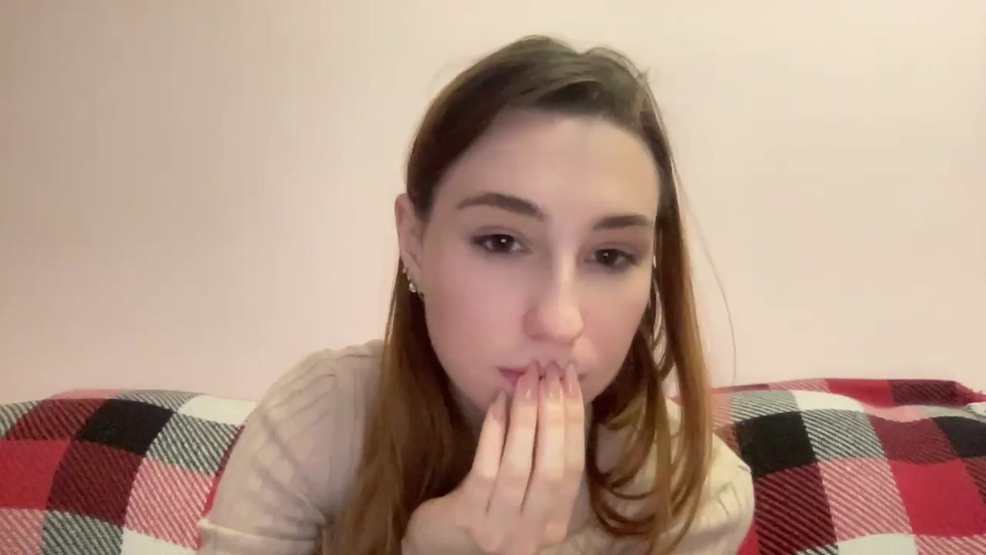 Gallery image thumbnail from Just_I's myfreecams stream on, 01/21/2024, 23:20 image 17 of 20