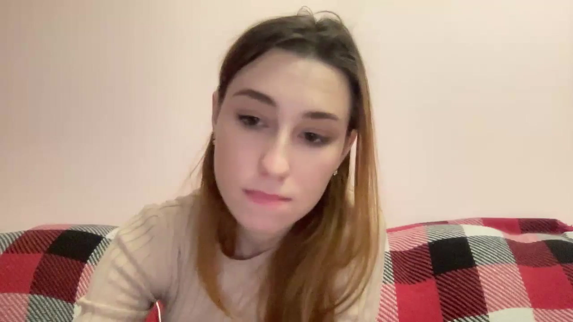 Gallery image thumbnail from Just_I's myfreecams stream on, 01/21/2024, 23:20 image 3 of 20