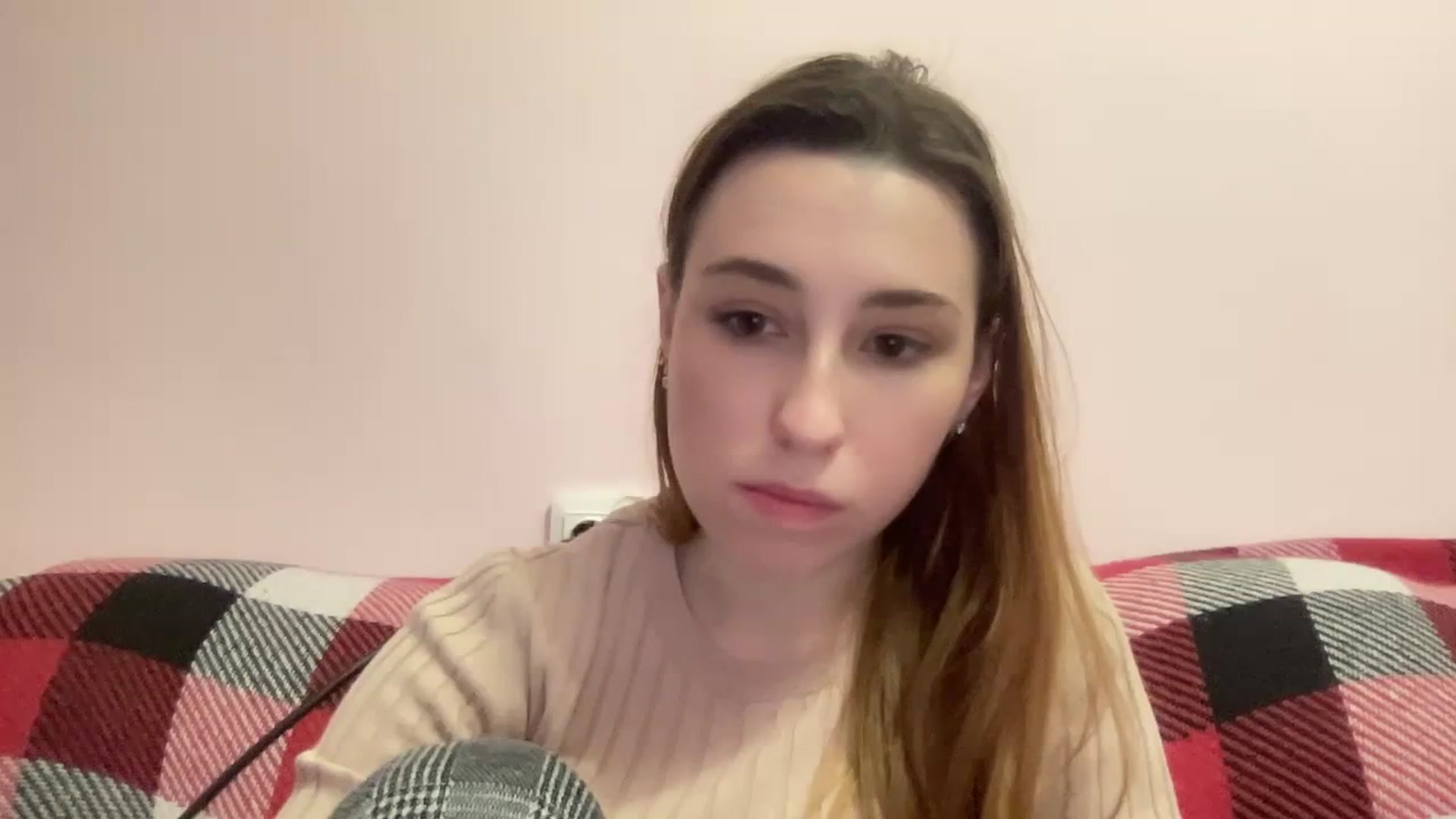 Gallery image thumbnail from Just_I's myfreecams stream on, 01/22/2024, 02:18 image 10 of 20