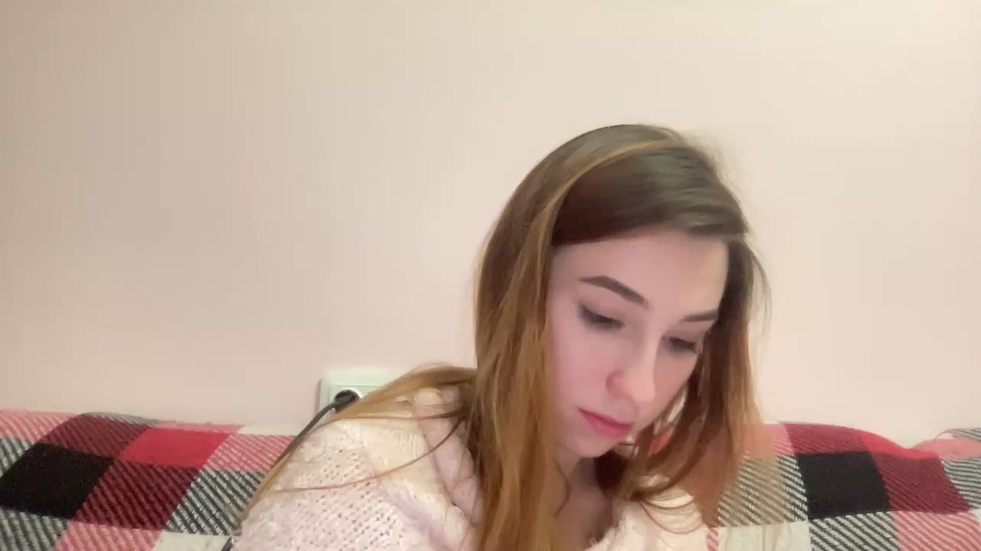 Gallery image thumbnail from Just_I's myfreecams stream on, 01/23/2024, 24:43 image 13 of 20