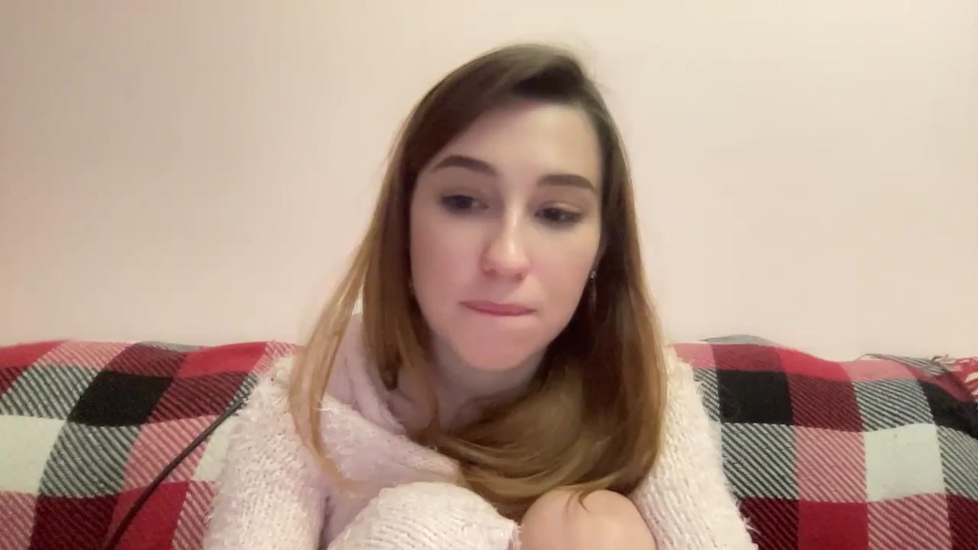 Gallery image thumbnail from Just_I's myfreecams stream on, 01/23/2024, 05:19 image 6 of 20