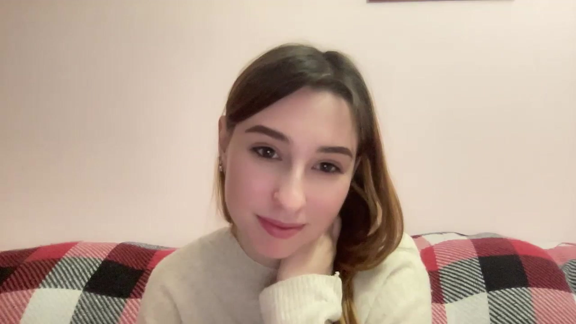 Gallery image thumbnail from Just_I's myfreecams stream on, 01/24/2024, 19:37 image 19 of 20
