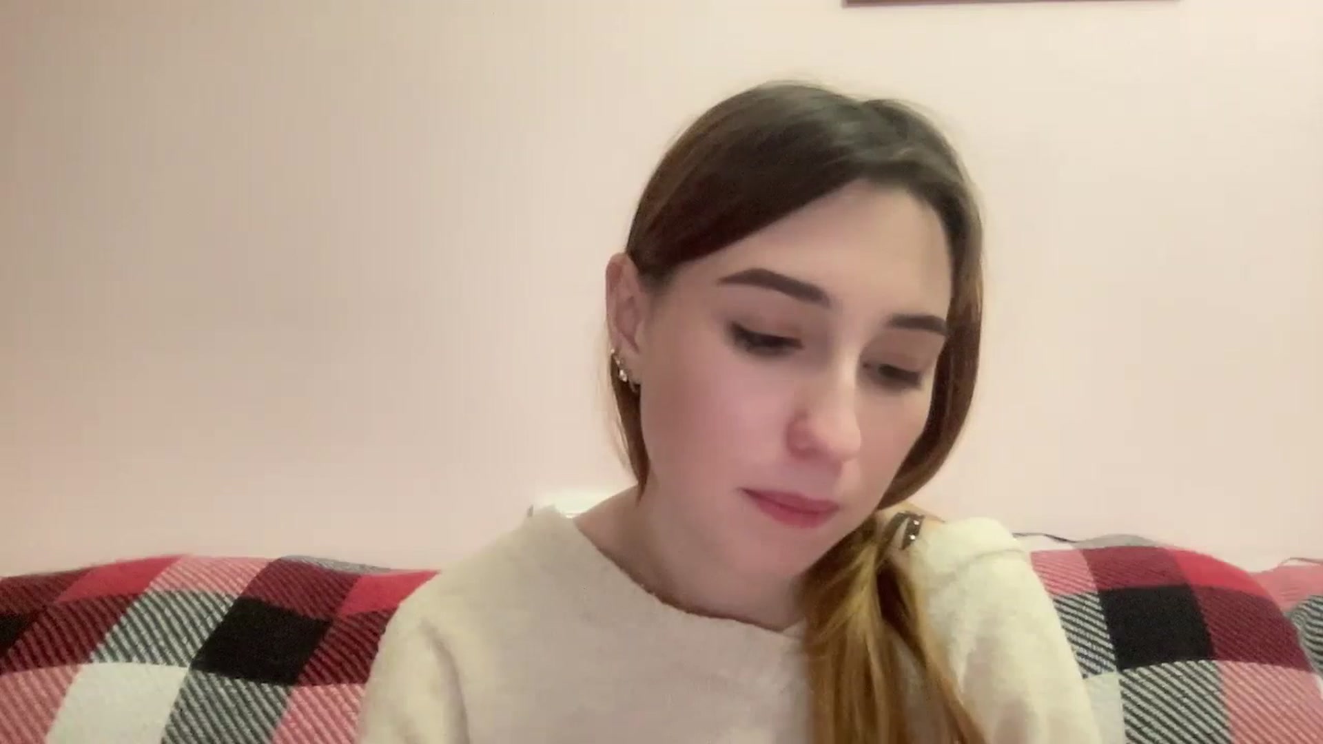 Gallery image thumbnail from Just_I's myfreecams stream on, 01/24/2024, 19:37 image 14 of 20