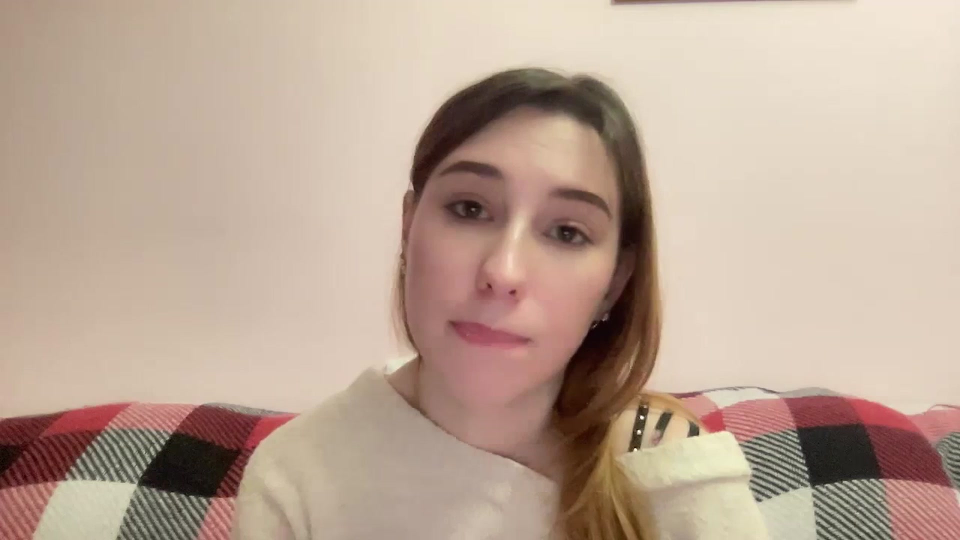 Gallery image thumbnail from Just_I's myfreecams stream on, 01/24/2024, 19:37 image 17 of 20