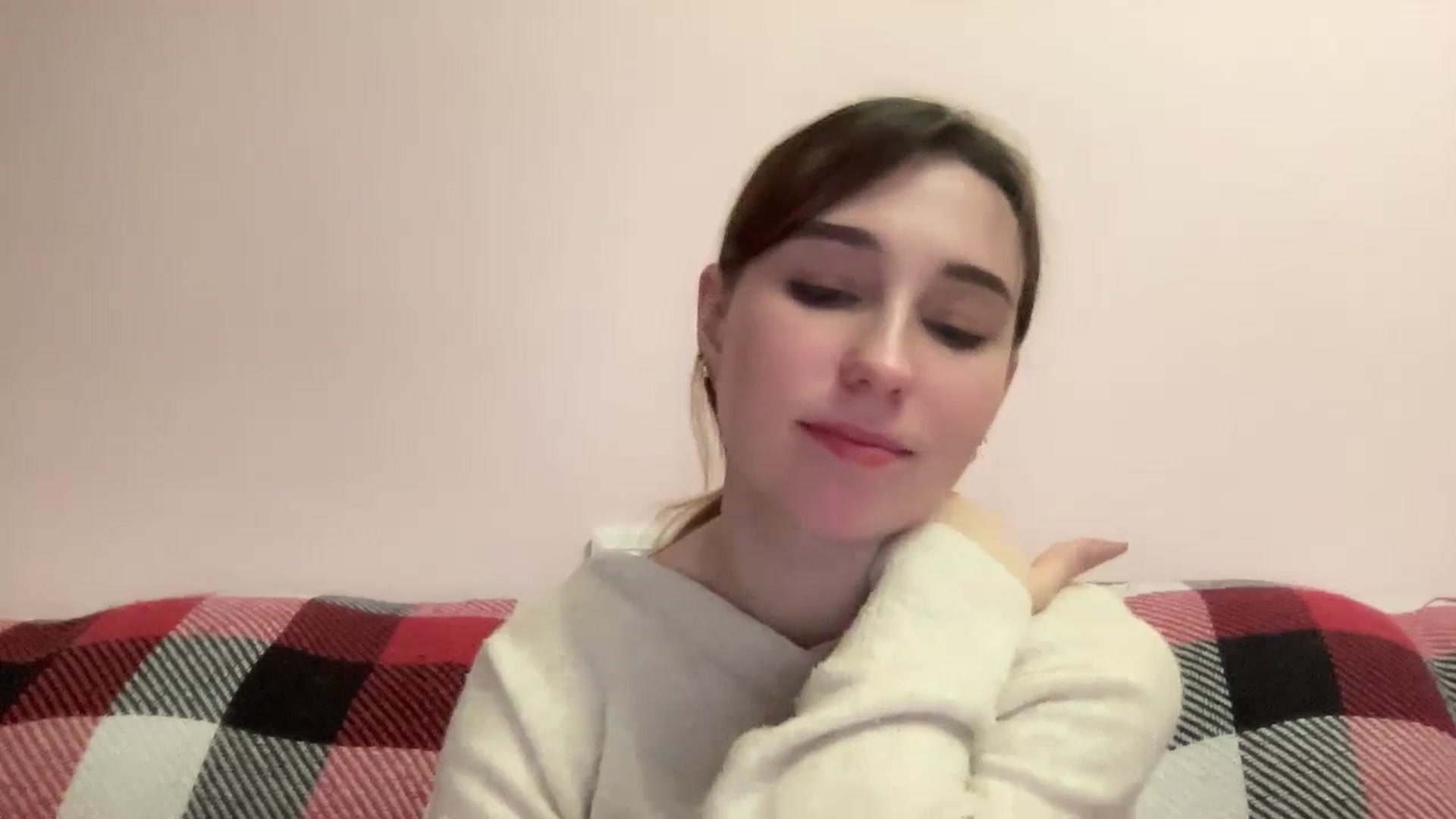 Gallery image thumbnail from Just_I's myfreecams stream on, 01/24/2024, 22:41 image 12 of 20