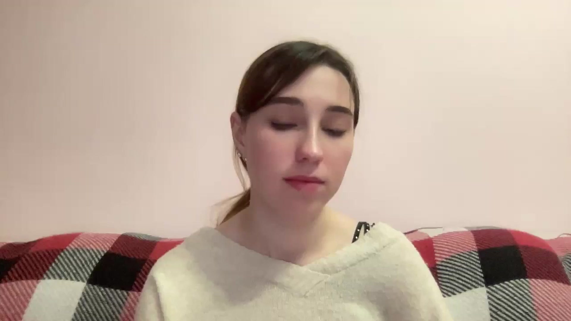 Gallery image thumbnail from Just_I's myfreecams stream on, 01/24/2024, 22:41 image 10 of 20