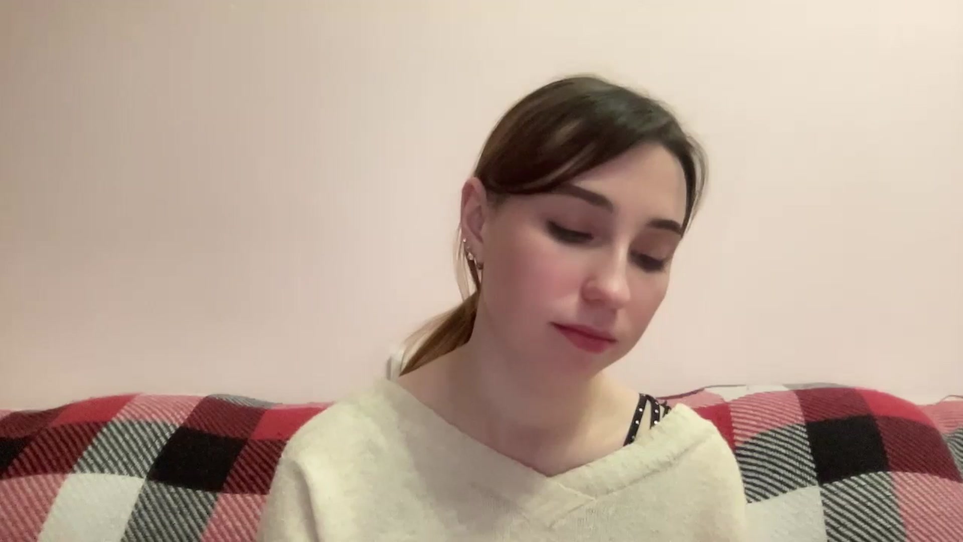 Gallery image thumbnail from Just_I's myfreecams stream on, 01/24/2024, 22:41 image 6 of 20