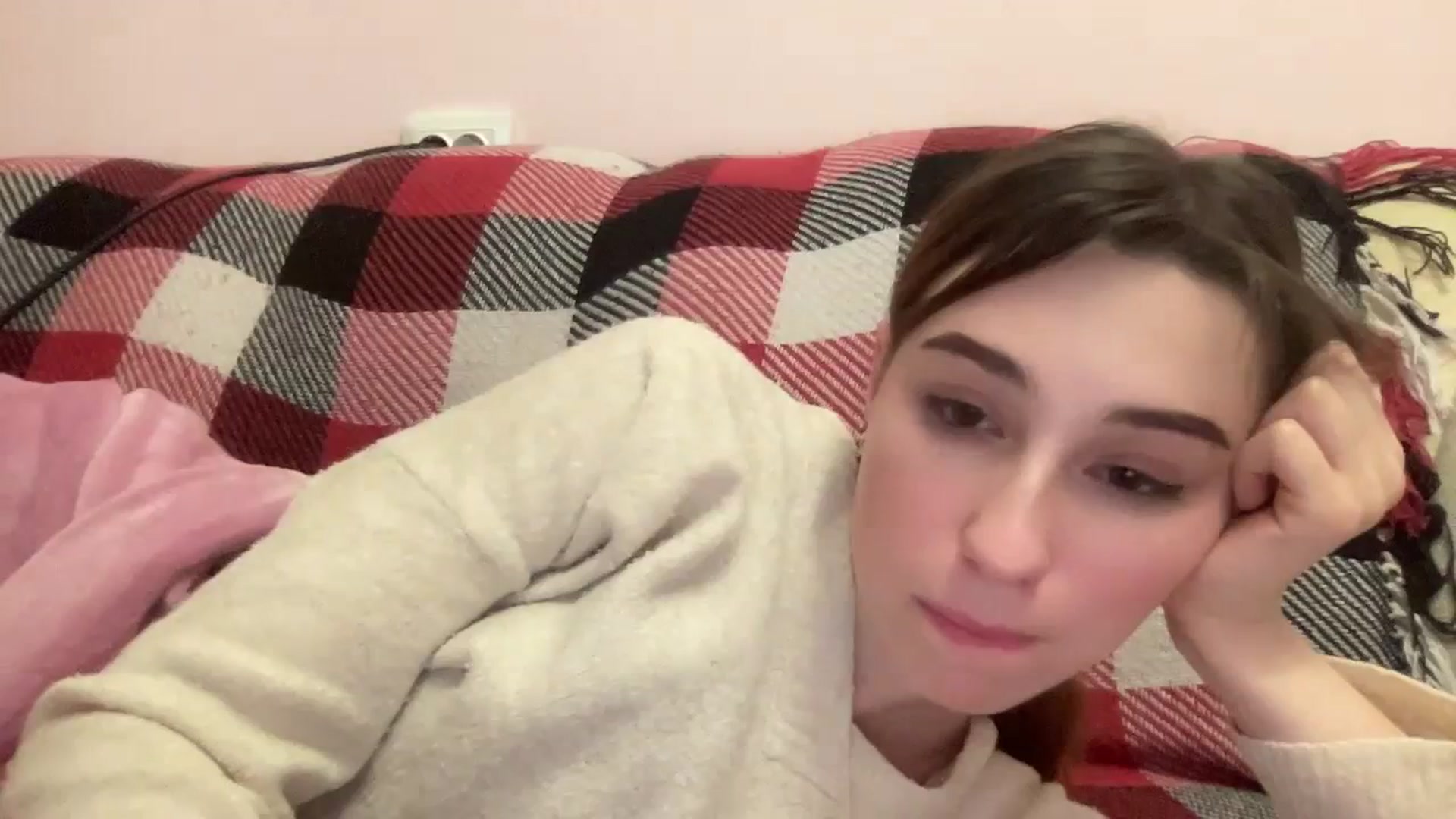 Gallery image thumbnail from Just_I's myfreecams stream on, 01/24/2024, 23:01 image 11 of 20