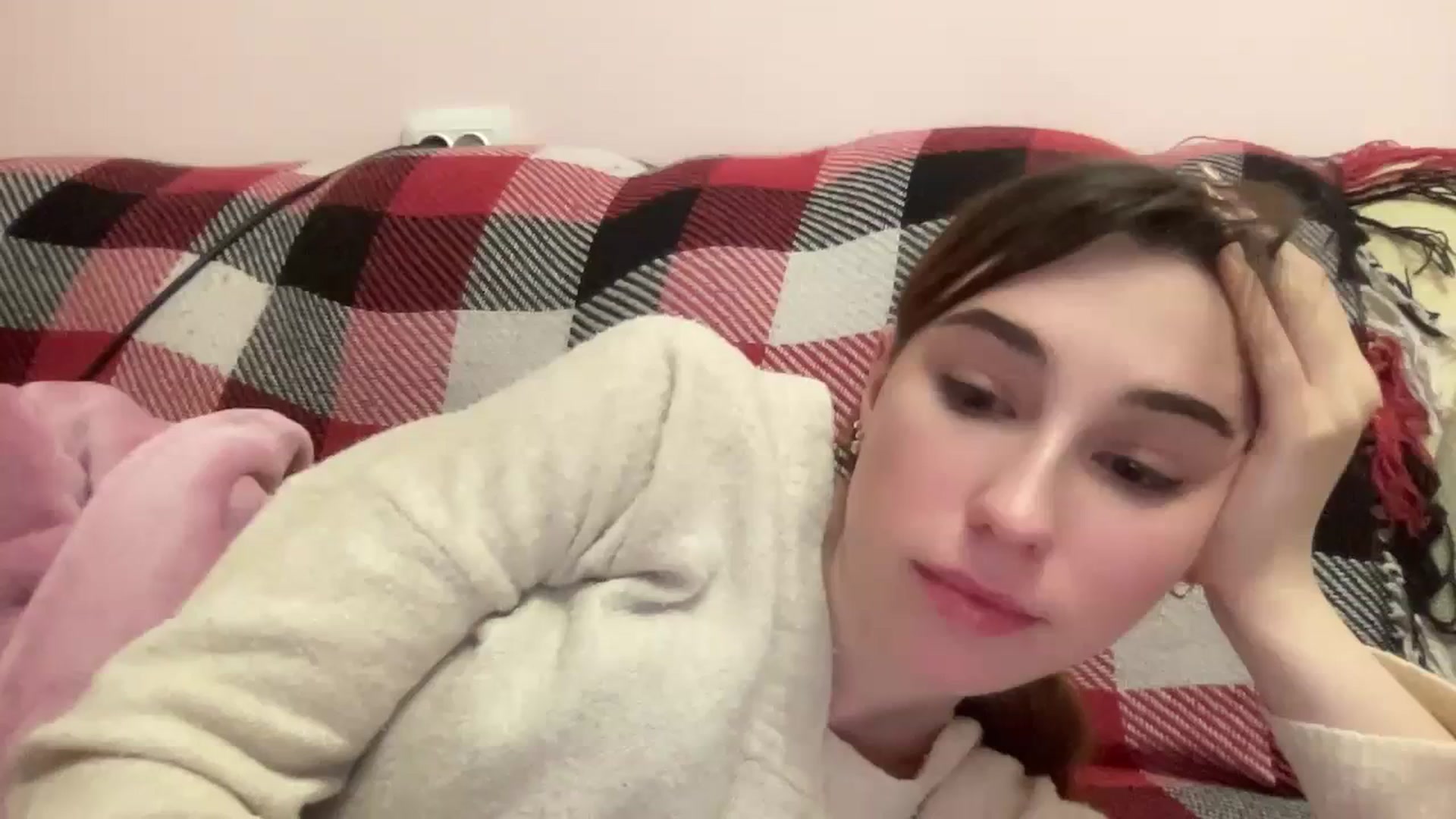Gallery image thumbnail from Just_I's myfreecams stream on, 01/24/2024, 23:01 image 7 of 20