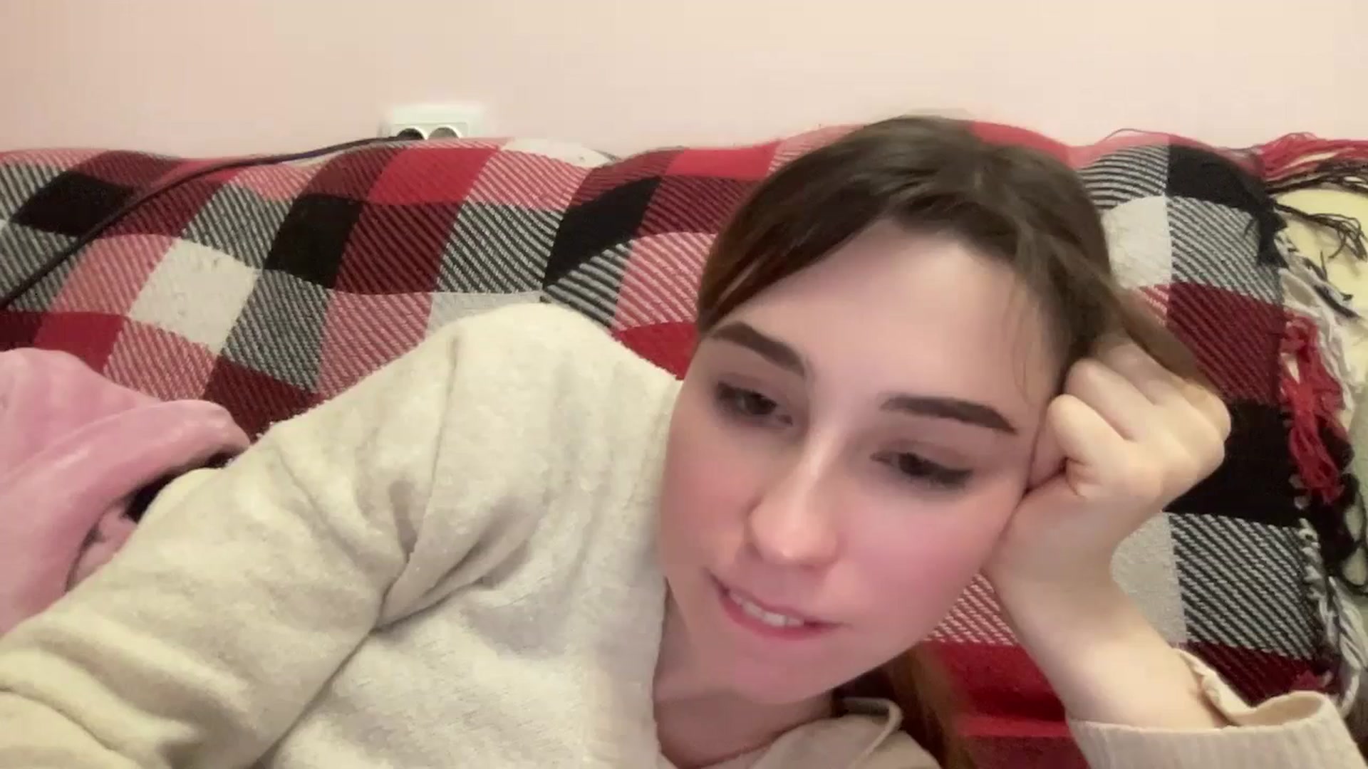 Gallery image thumbnail from Just_I's myfreecams stream on, 01/24/2024, 23:01 image 19 of 20
