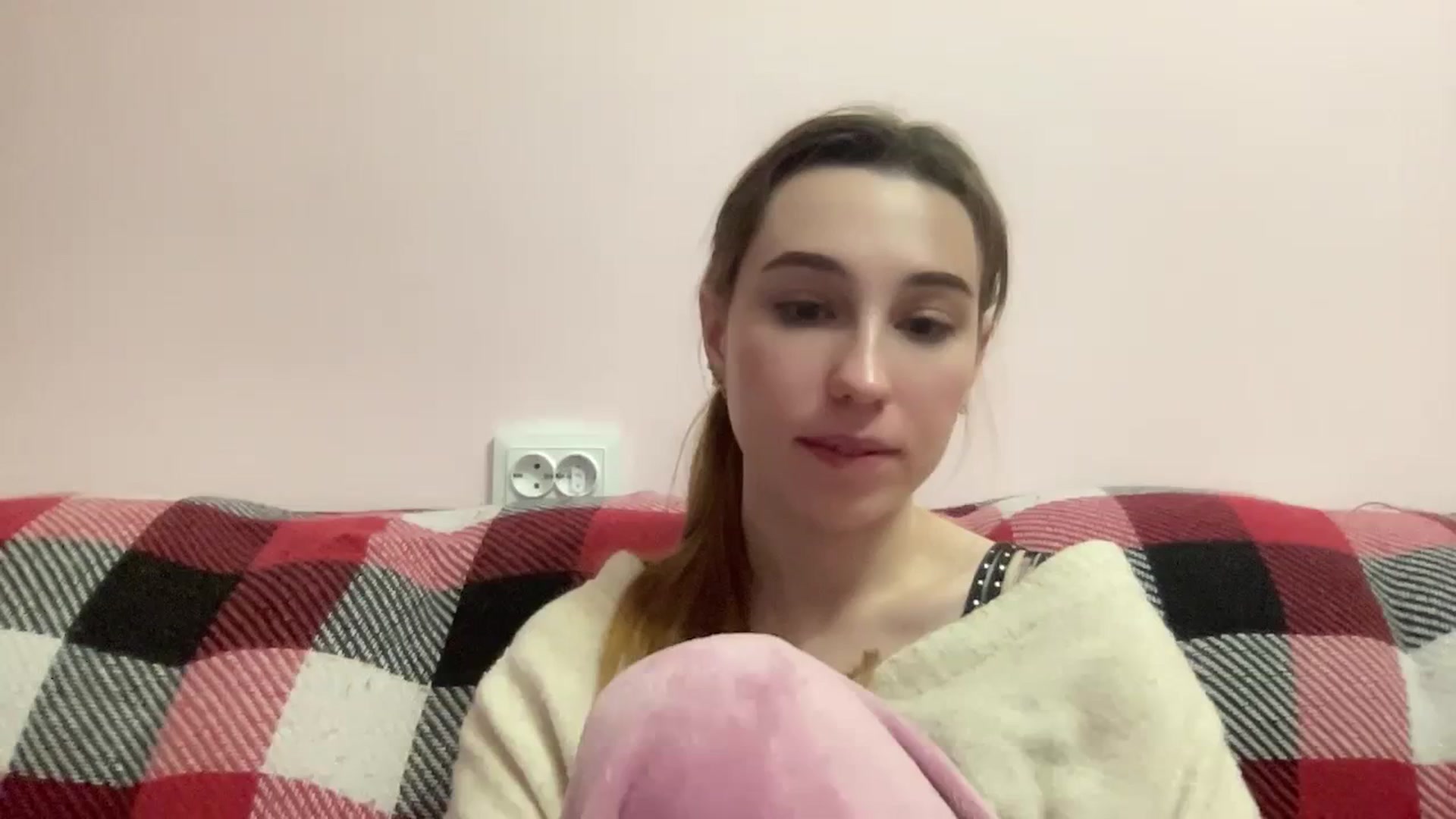 Gallery image thumbnail from Just_I's myfreecams stream on, 01/25/2024, 02:48 image 1 of 20
