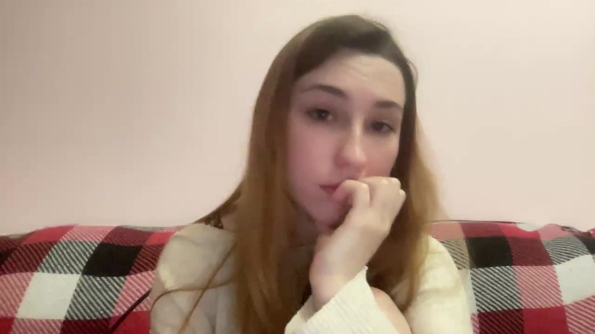 Gallery image thumbnail from Just_I's myfreecams stream on, 01/25/2024, 19:35 image 20 of 20