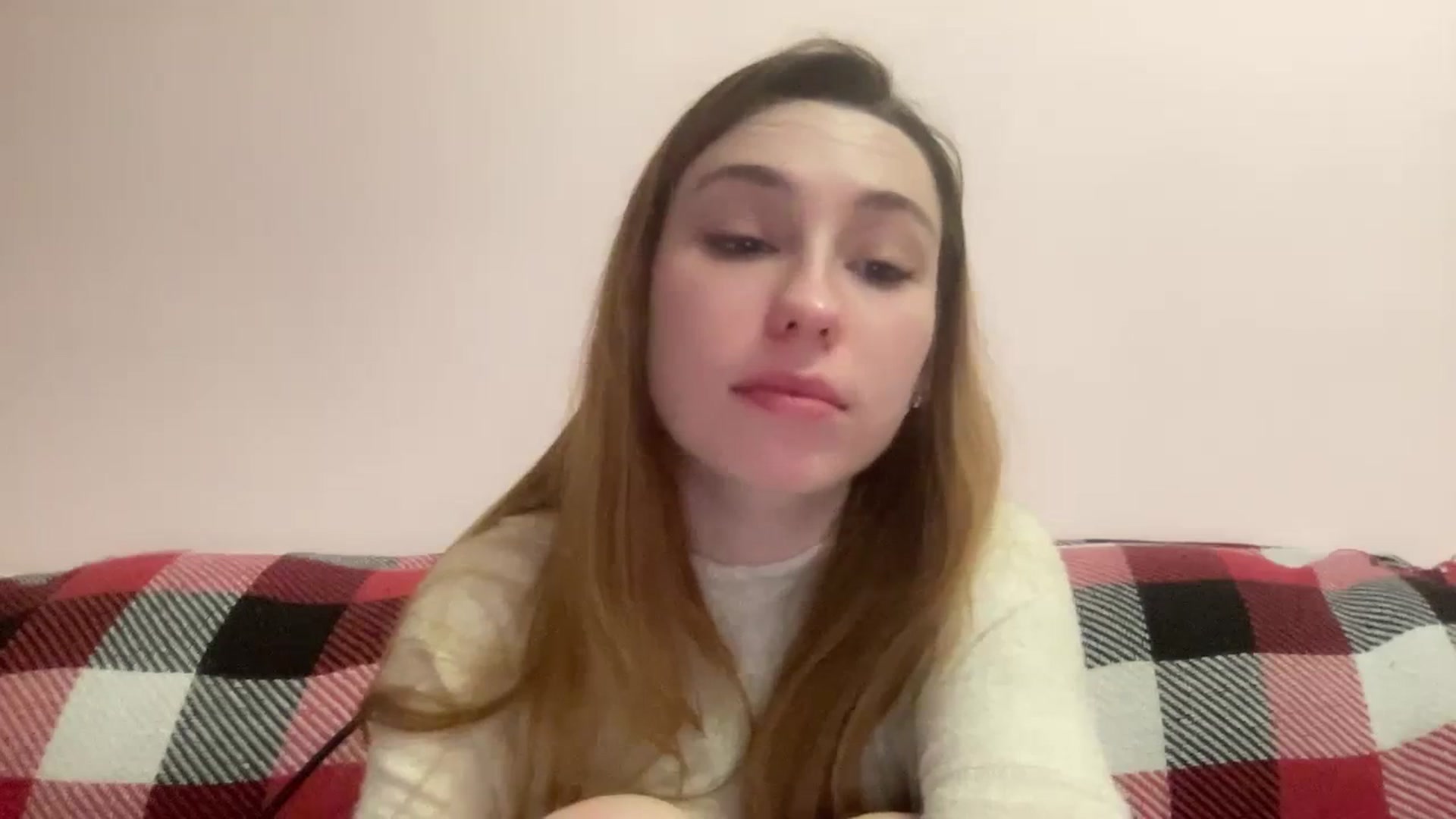 Gallery image thumbnail from Just_I's myfreecams stream on, 01/25/2024, 19:35 image 16 of 20