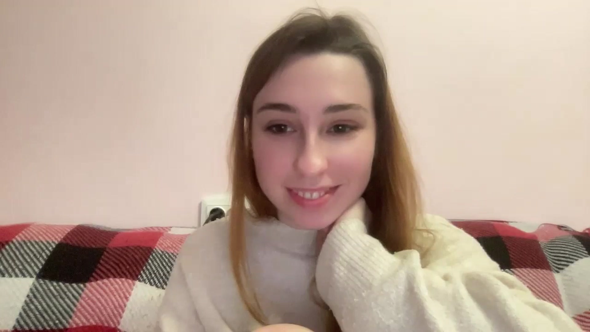 Gallery image thumbnail from Just_I's myfreecams stream on, 01/25/2024, 22:17 image 16 of 20