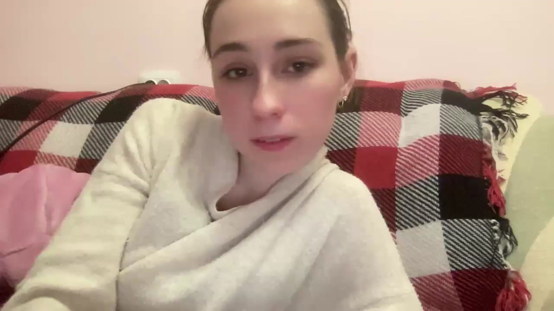 Gallery image thumbnail from Just_I's myfreecams stream on, 01/26/2024, 03:06 image 20 of 20