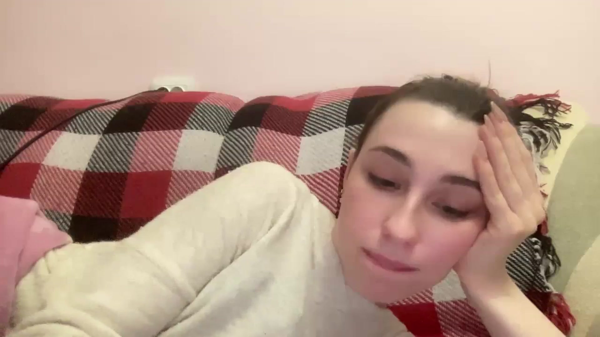 Gallery image thumbnail from Just_I's myfreecams stream on, 01/26/2024, 03:06 image 15 of 20