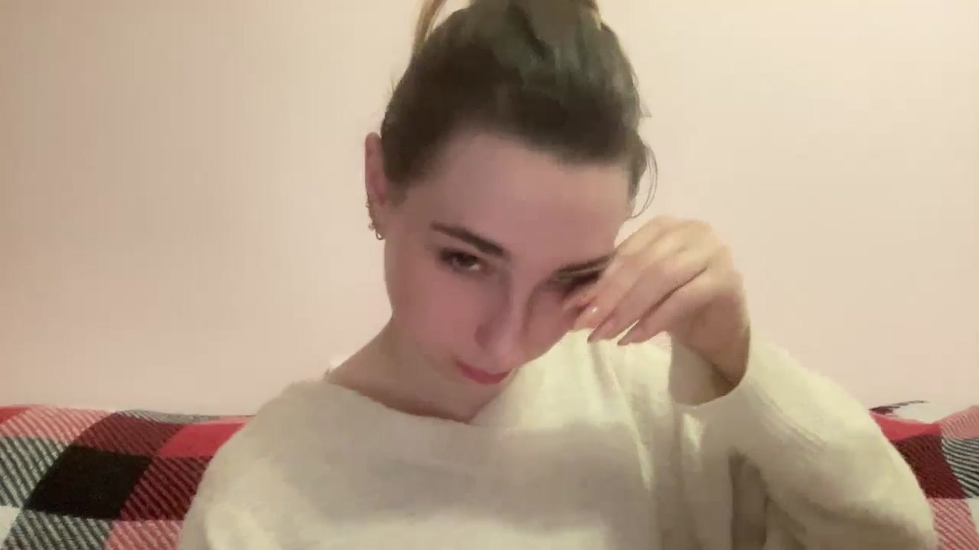 Gallery image thumbnail from Just_I's myfreecams stream on, 01/26/2024, 03:06 image 2 of 20
