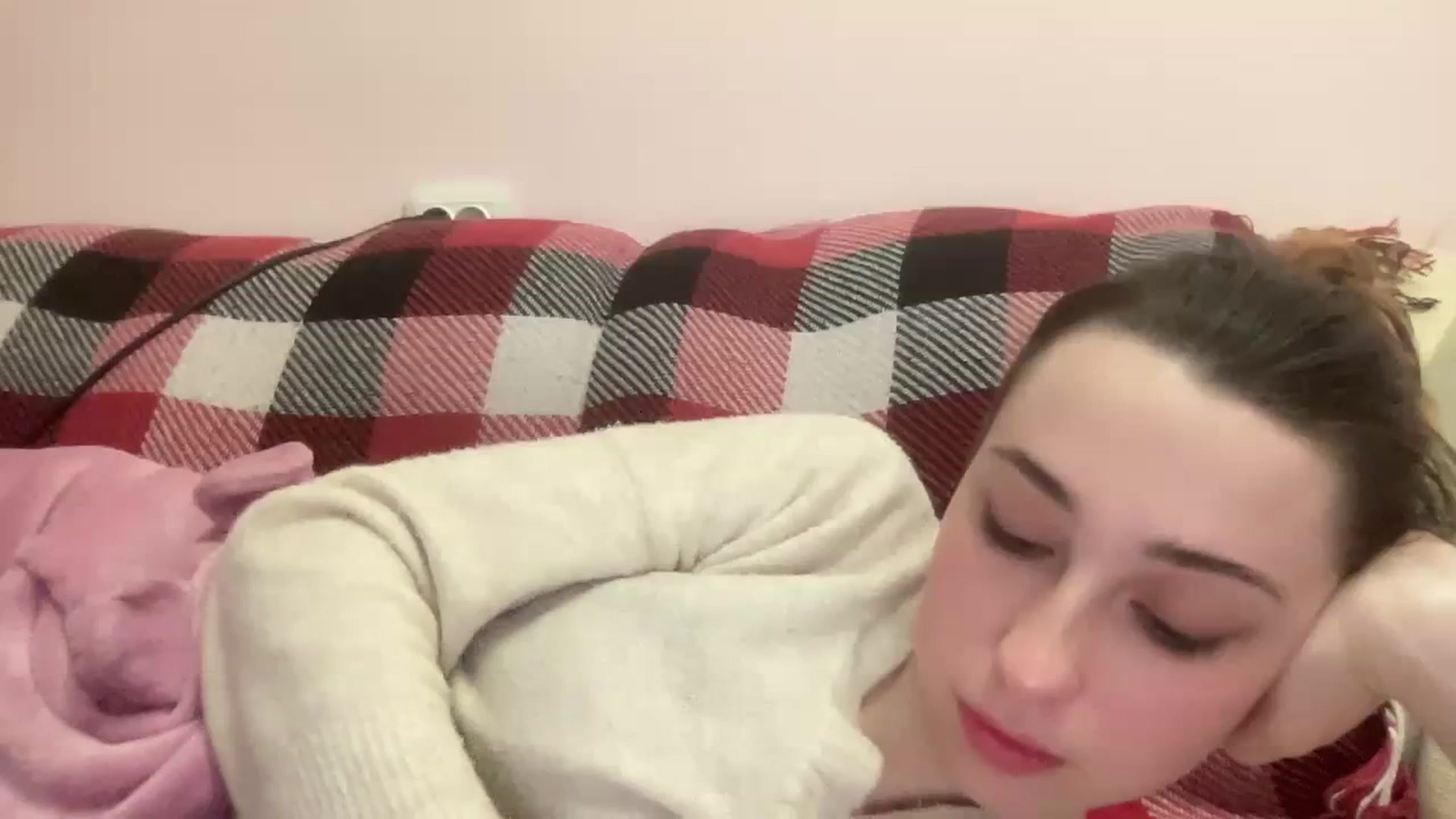 Gallery image thumbnail from Just_I's myfreecams stream on, 01/26/2024, 04:40 image 12 of 20