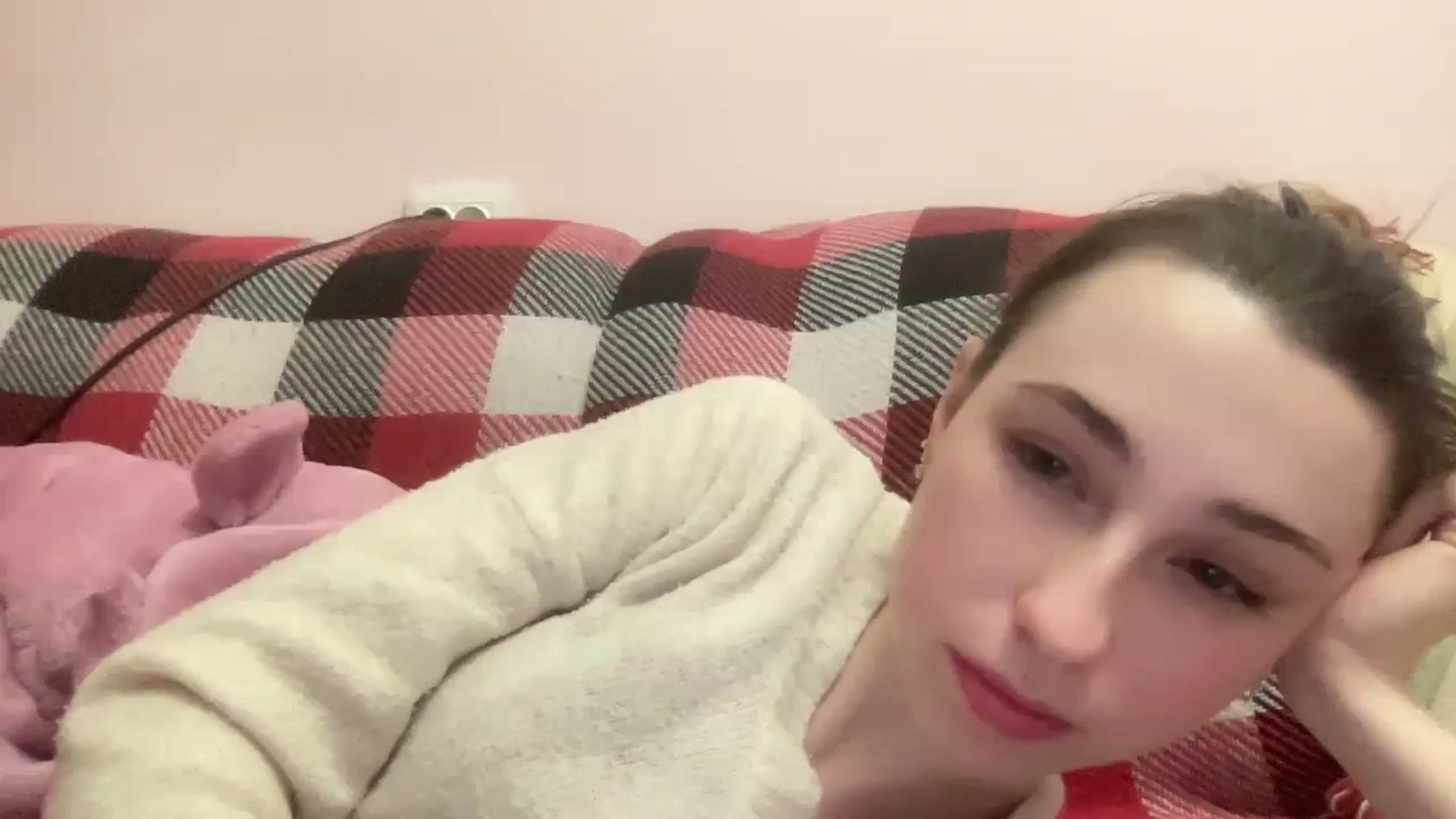 Gallery image thumbnail from Just_I's myfreecams stream on, 01/26/2024, 04:40 image 5 of 20