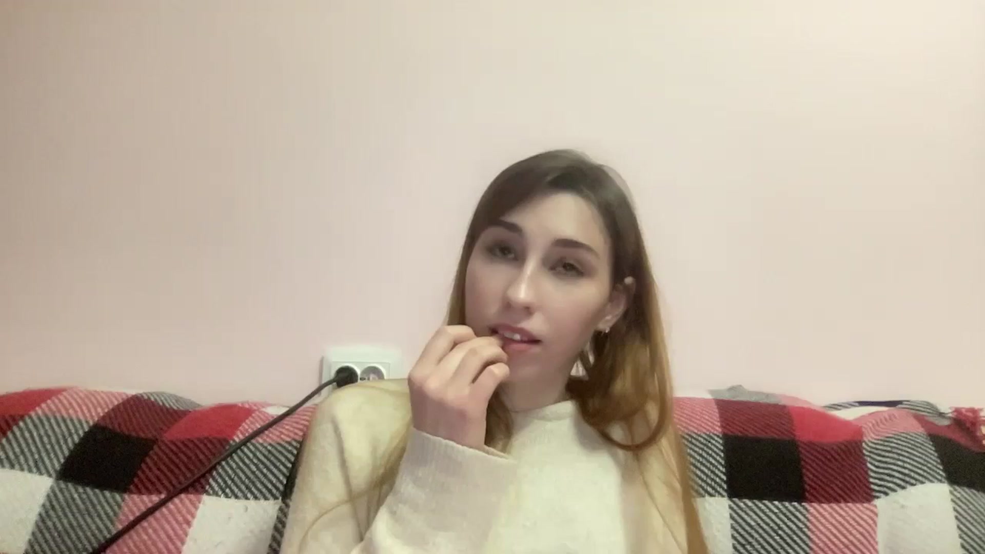 Gallery image thumbnail from Just_I's myfreecams stream on, 01/26/2024, 21:46 image 18 of 20