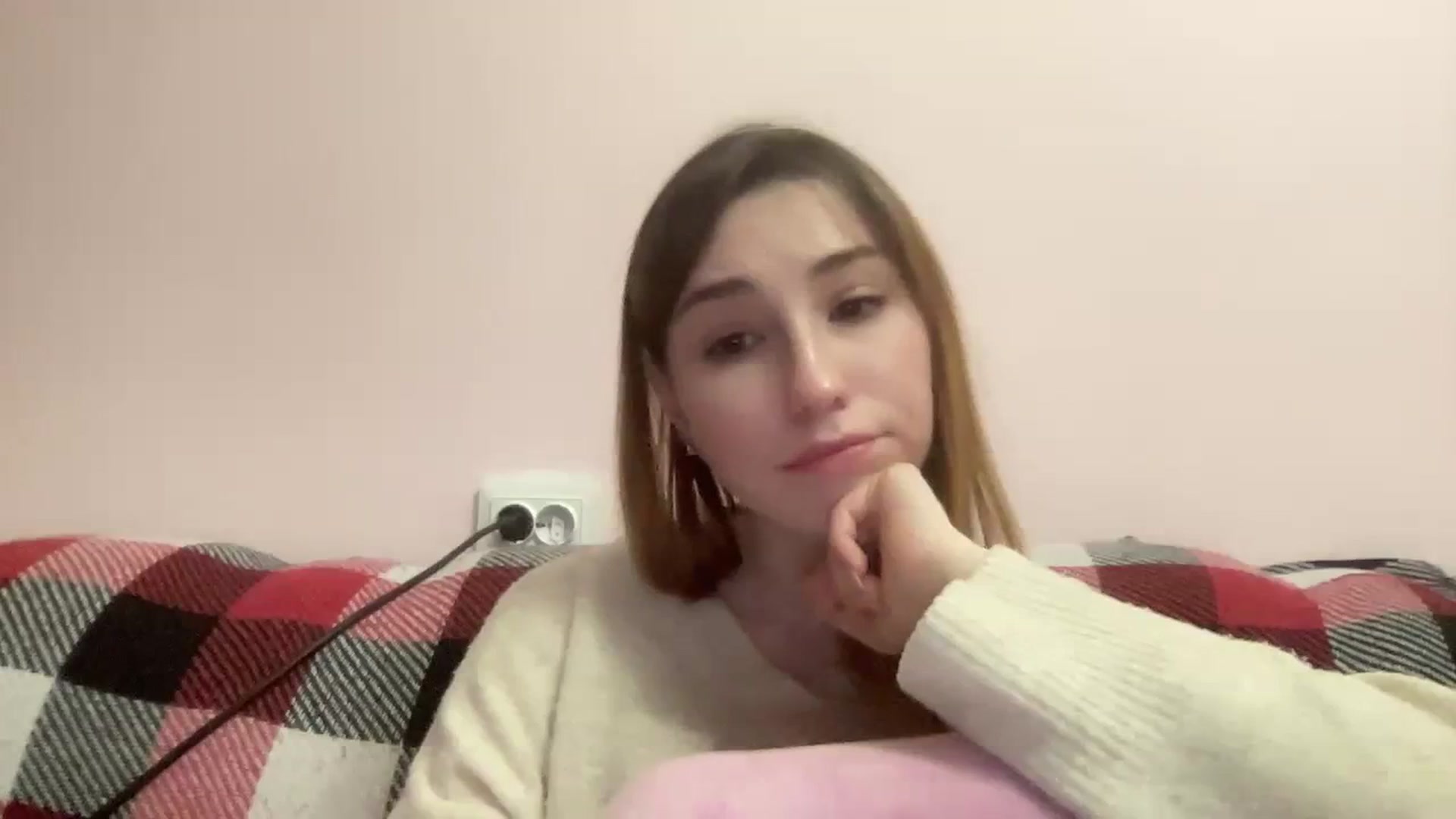Gallery image thumbnail from Just_I's myfreecams stream on, 01/27/2024, 24:22 image 4 of 20